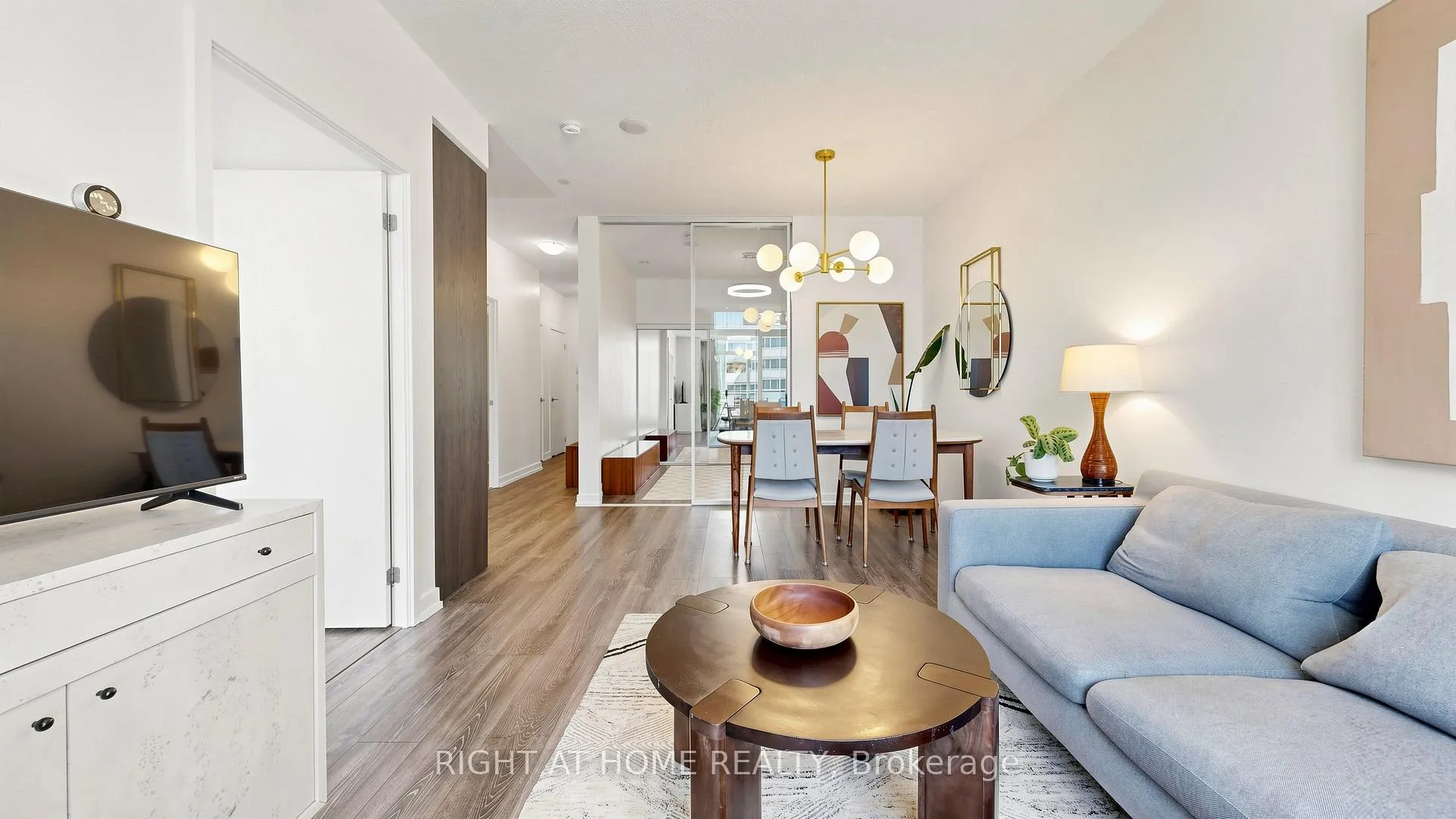 Photo 3 of Unit 714, 200 Sackville Street, Toronto, Regent Park — HOMEH