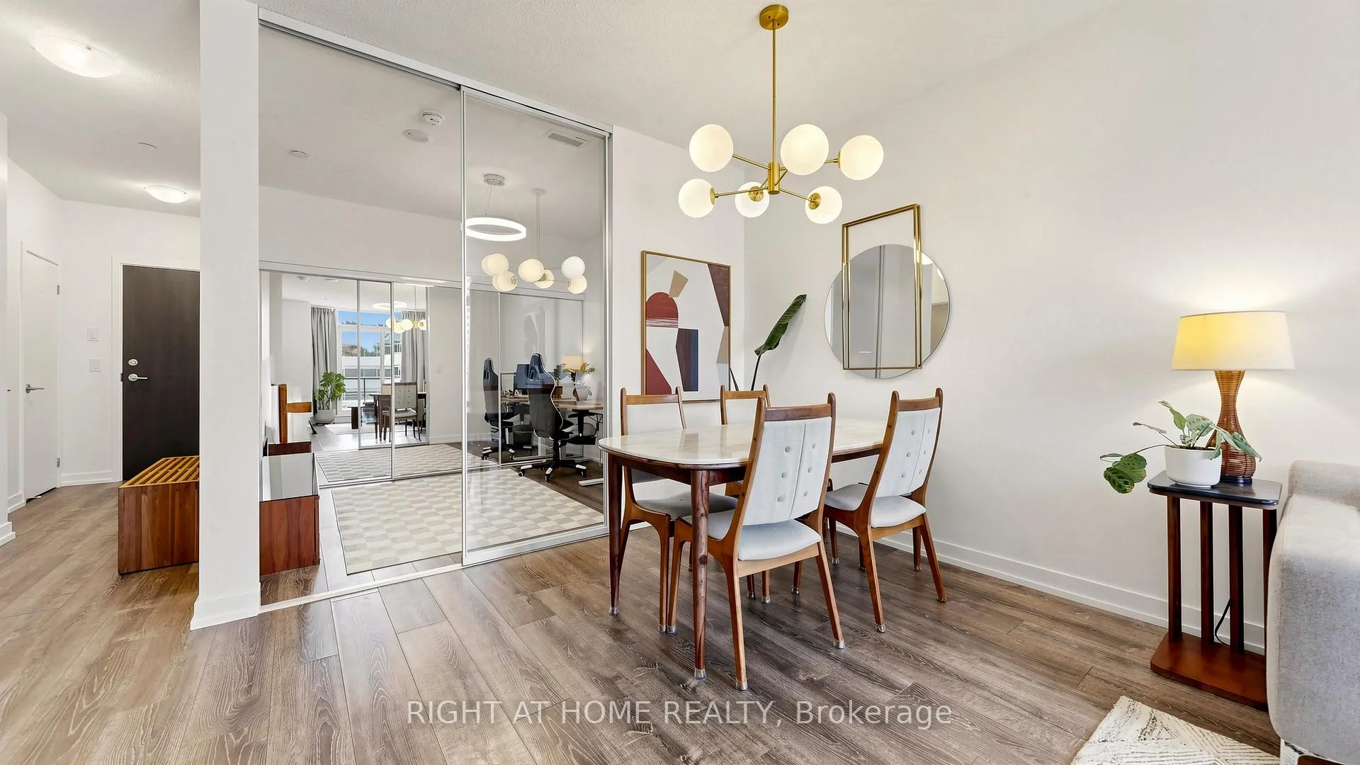 Photo 5 of Unit 714, 200 Sackville Street, Toronto, Regent Park — HOMEH