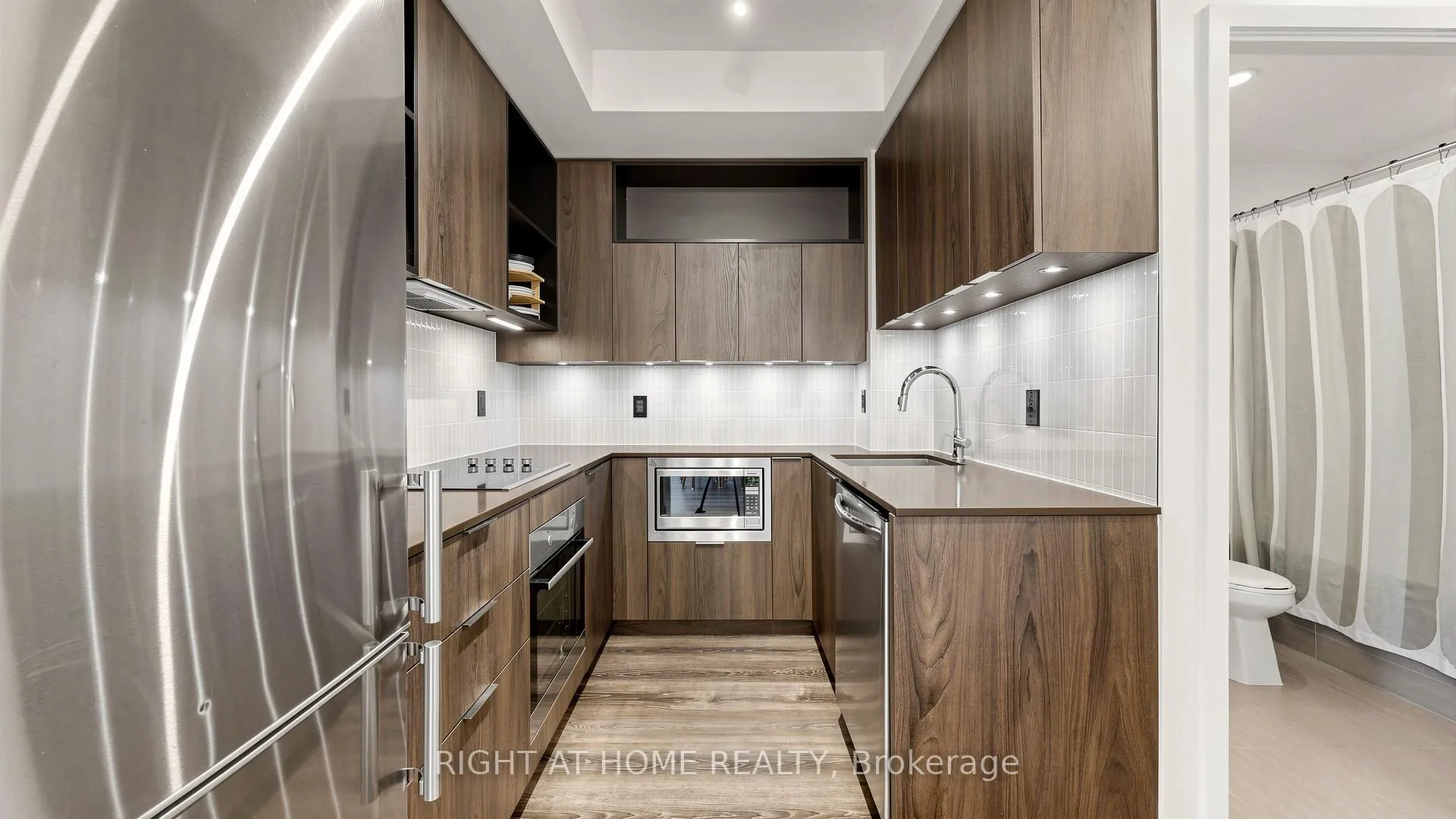 Photo 8 of Unit 714, 200 Sackville Street, Toronto, Regent Park — HOMEH