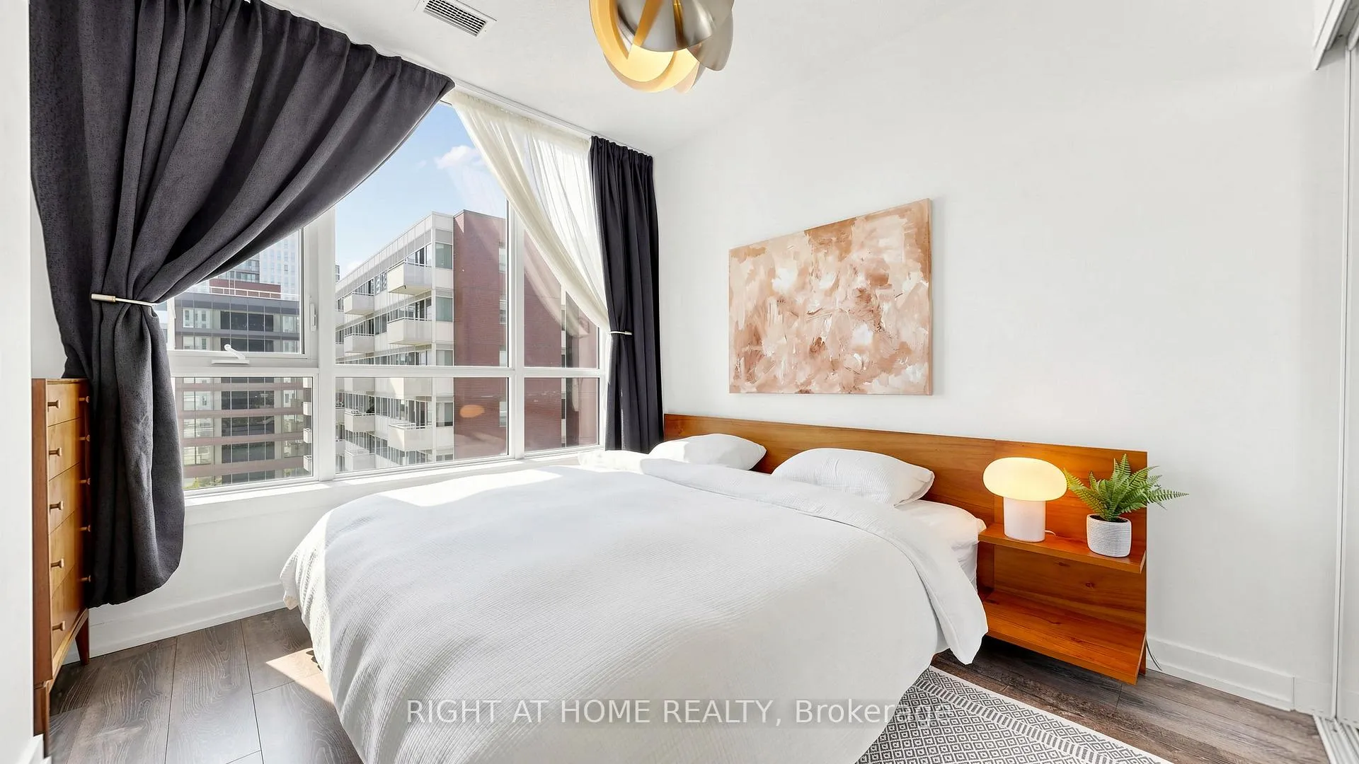 Photo 11 of Unit 714, 200 Sackville Street, Toronto, Regent Park — HOMEH