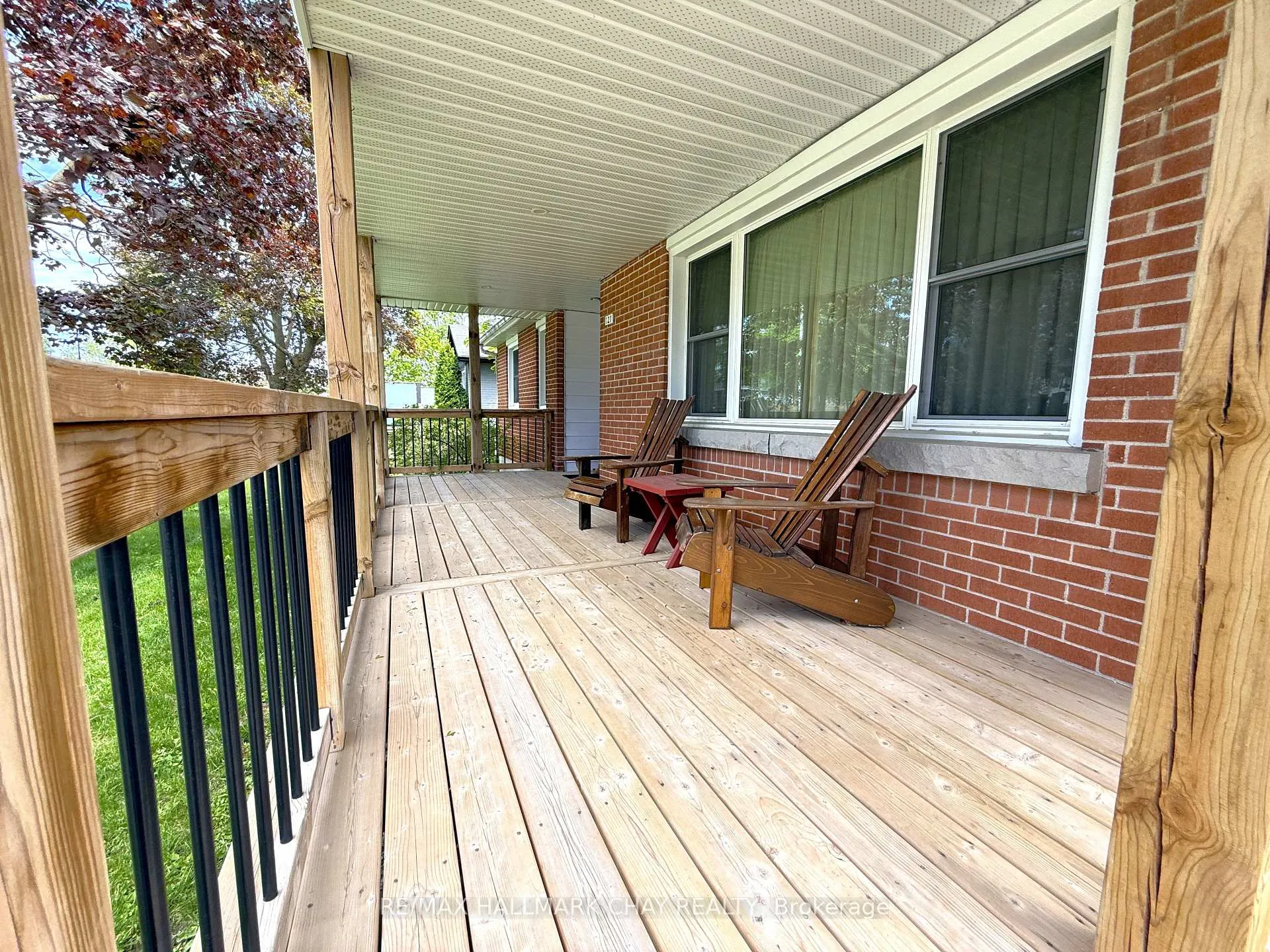 Photo 4 of 121 Rodney Street, Barrie, Codrington — HOMEH