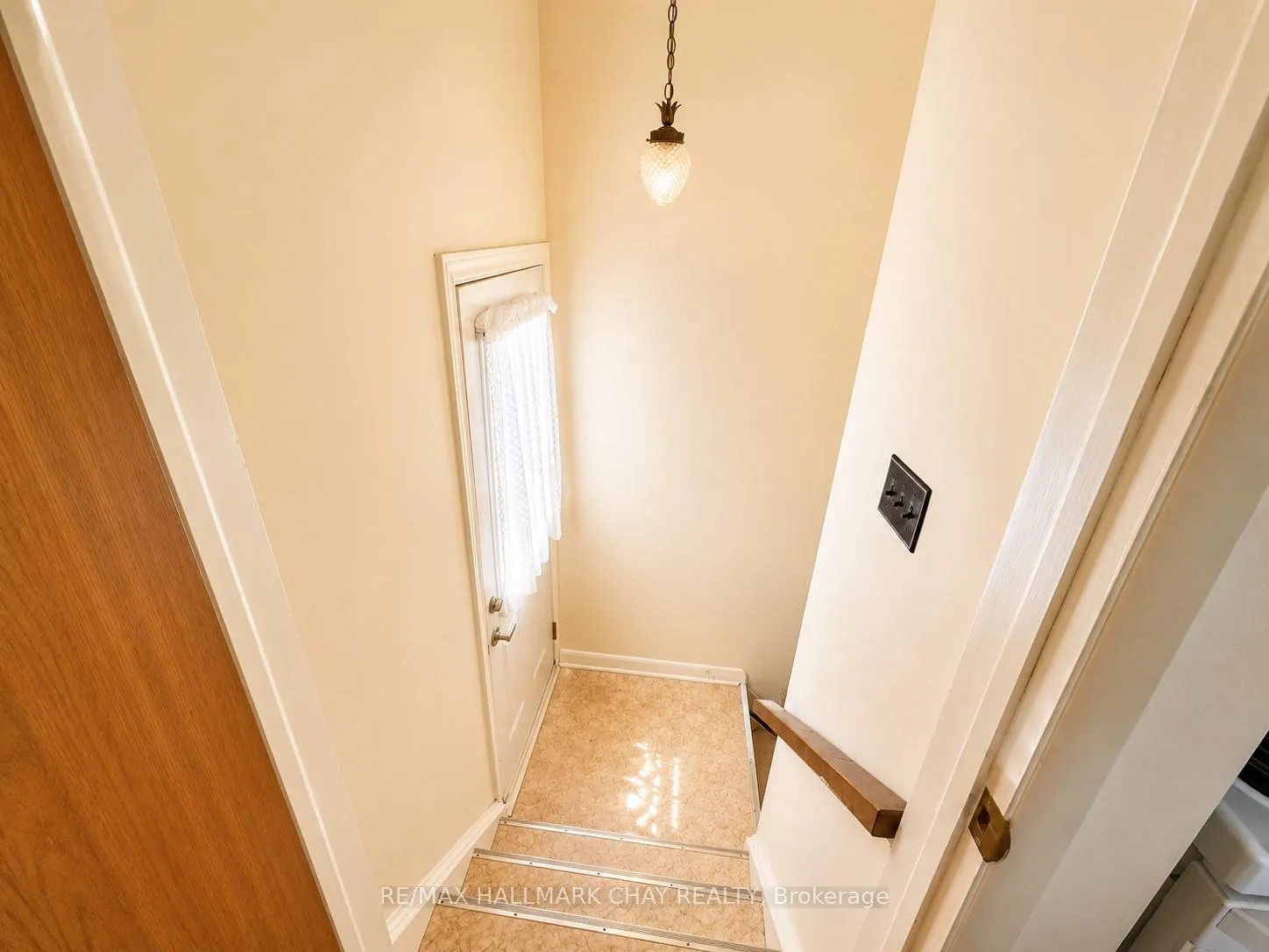 Photo 24 of 121 Rodney Street, Barrie, Codrington — HOMEH