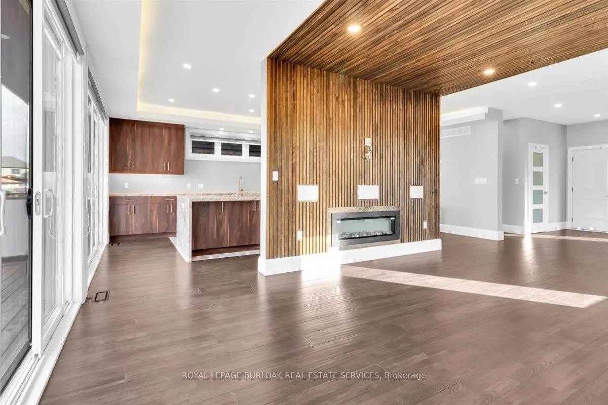 Photo 6 of Unit Upper, 255 Federal Street, Hamilton, Stoney Creek — HOMEH