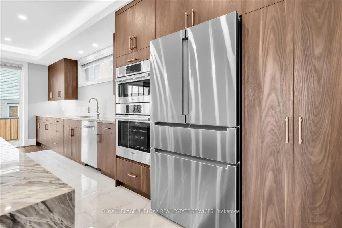 Photo 9 of Unit Upper, 255 Federal Street, Hamilton, Stoney Creek — HOMEH