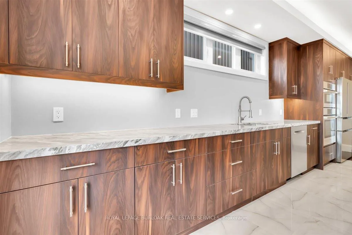 Photo 11 of Unit Upper, 255 Federal Street, Hamilton, Stoney Creek — HOMEH