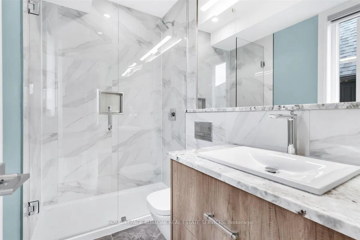 Photo 33 of Unit Upper, 255 Federal Street, Hamilton, Stoney Creek — HOMEH