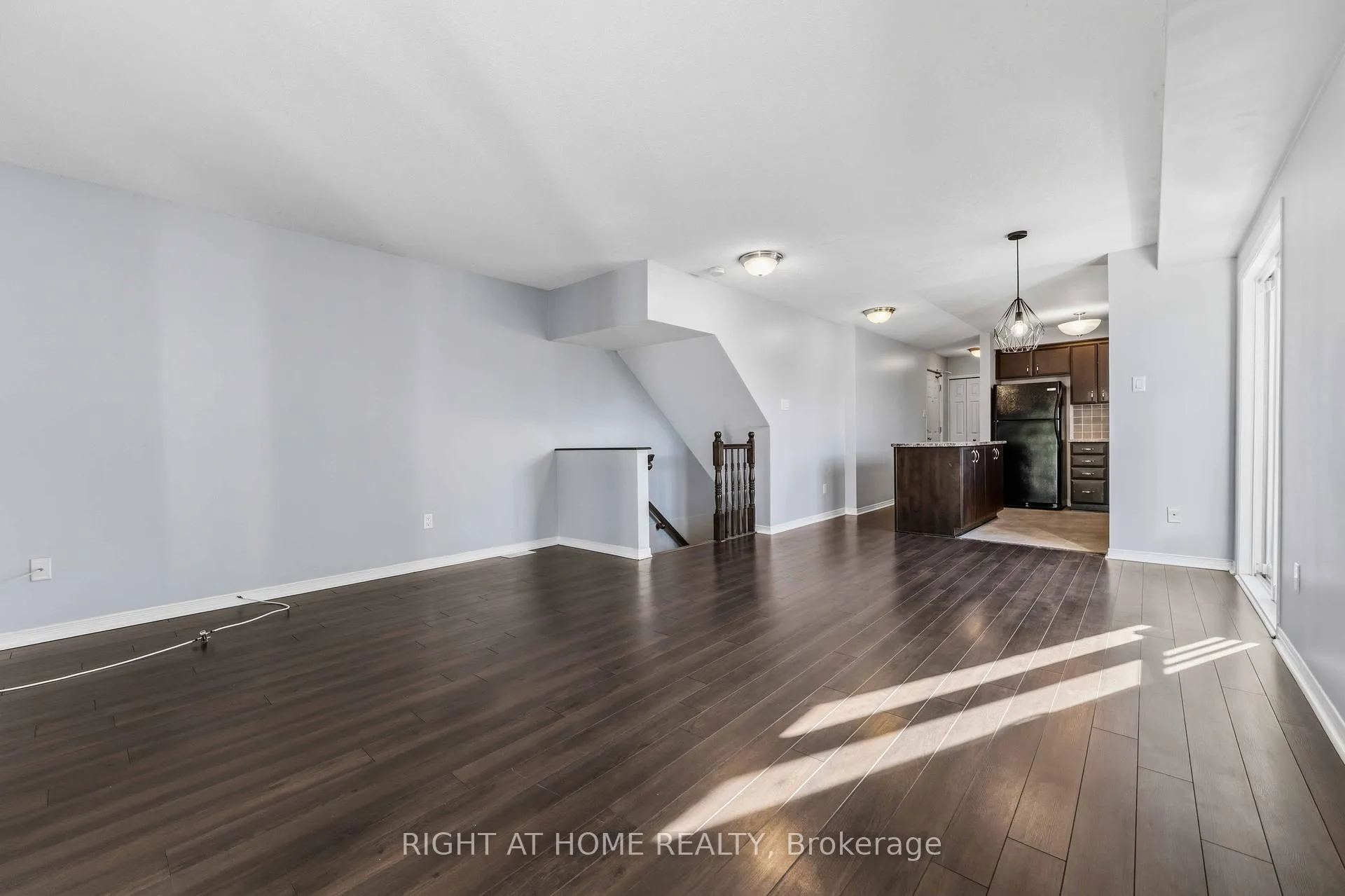 Photo 6 of 227 Keltie Private, Ottawa, Barrhaven - Longfields — HOMEH