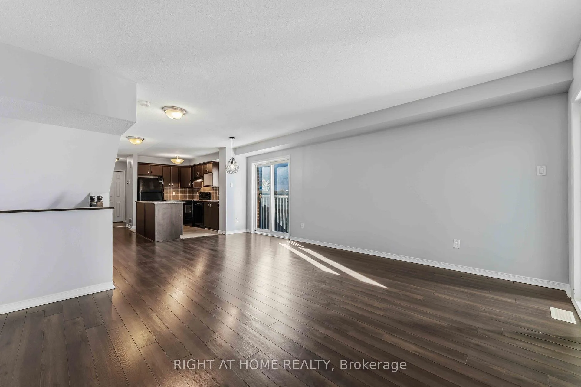 Photo 7 of 227 Keltie Private, Ottawa, Barrhaven - Longfields — HOMEH