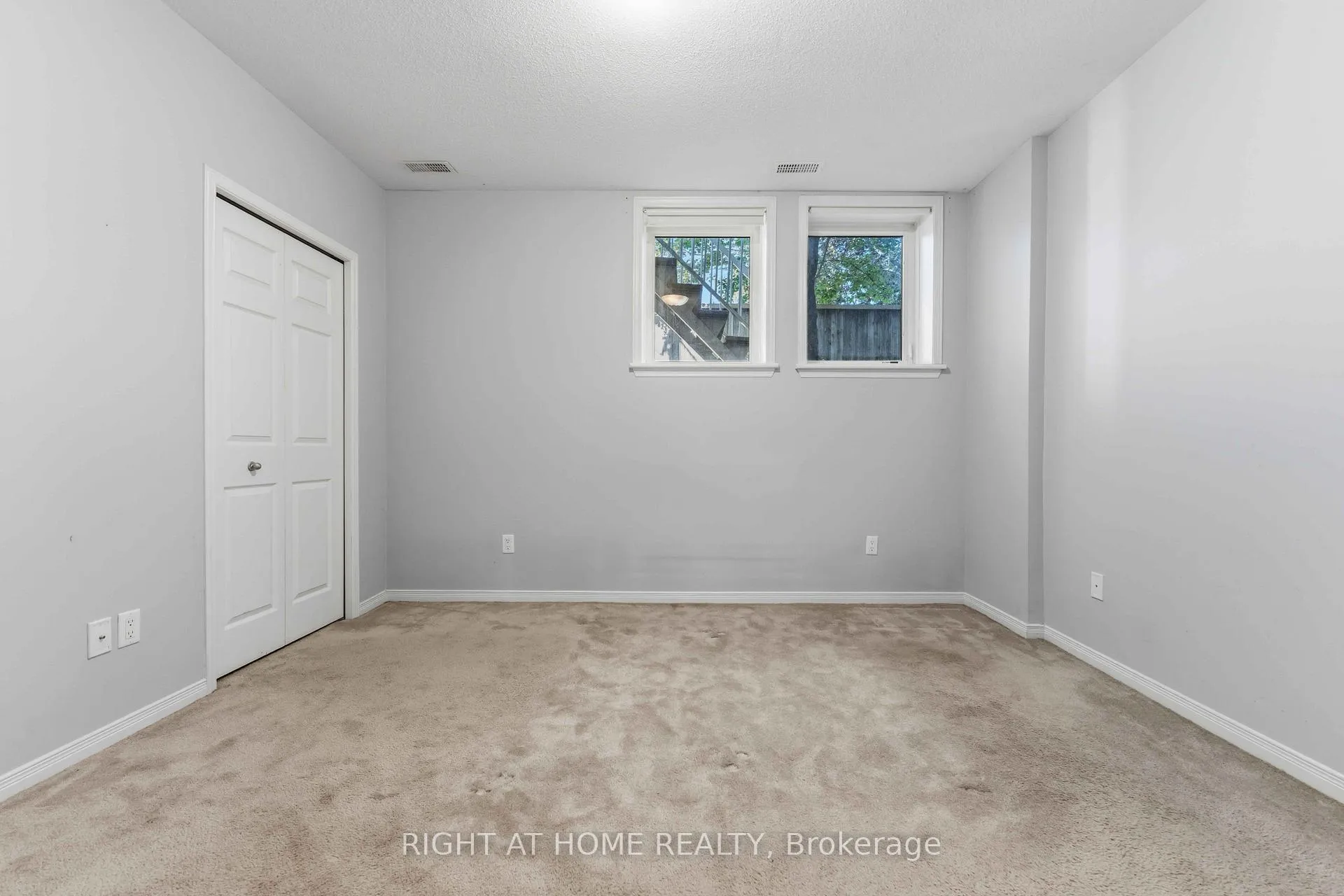 Photo 18 of 227 Keltie Private, Ottawa, Barrhaven - Longfields — HOMEH