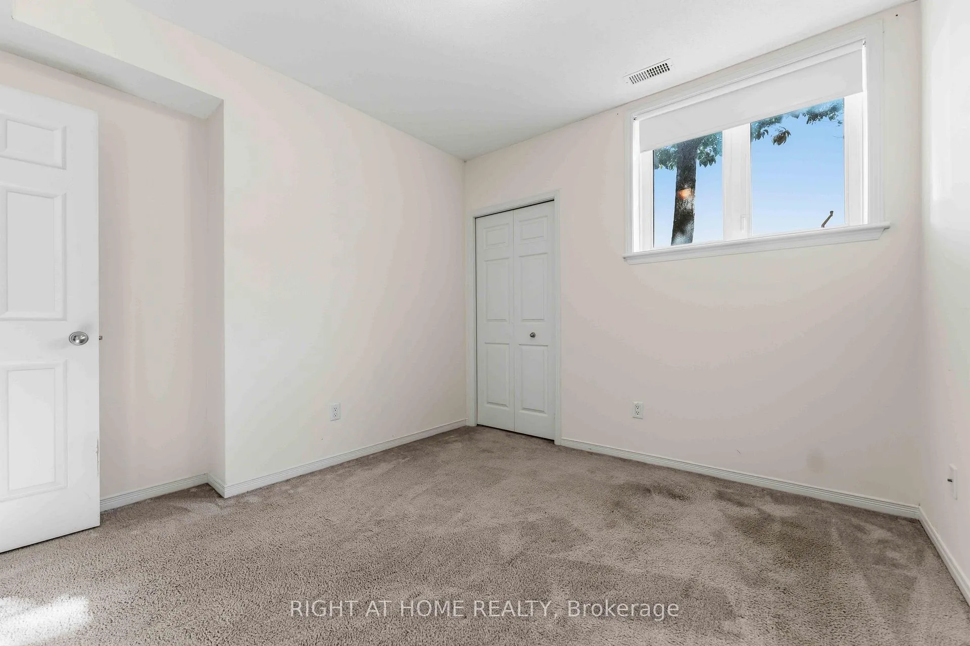 Photo 27 of 227 Keltie Private, Ottawa, Barrhaven - Longfields — HOMEH
