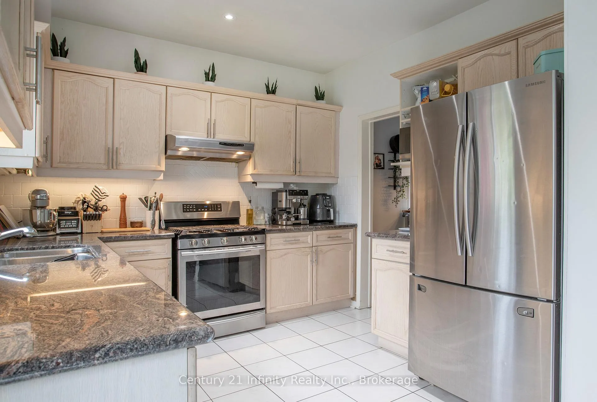 Photo 18 of 1484 Sandhurst Crescent, Pickering, Highbush — HOMEH