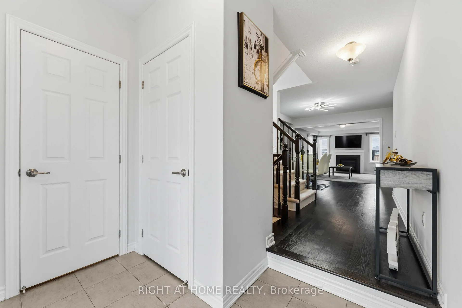 Photo 4 of 508 Roundleaf Way, Ottawa, Kanata - Emerald Meadows/Trailwest — HOMEH