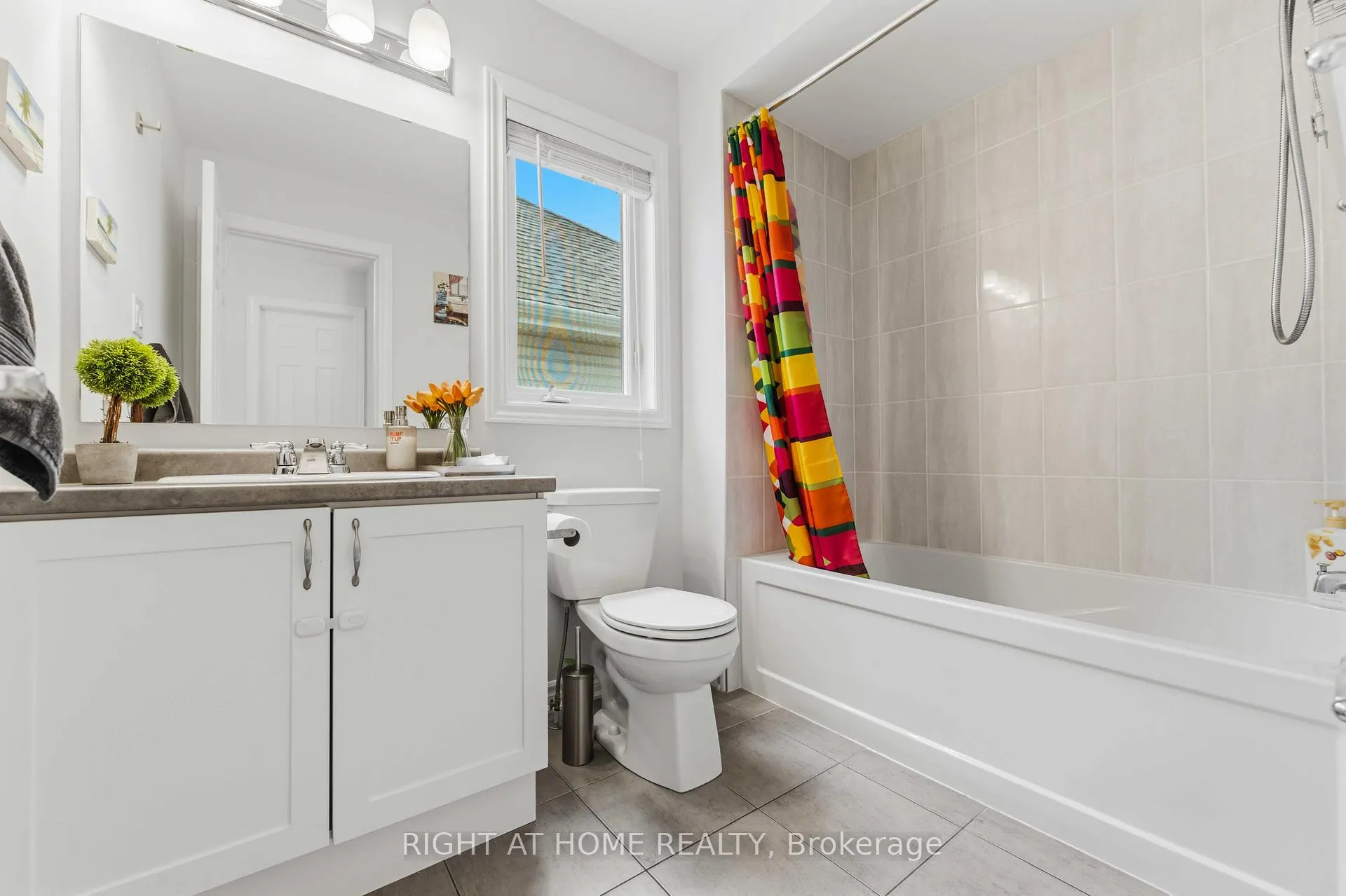 Photo 24 of 508 Roundleaf Way, Ottawa, Kanata - Emerald Meadows/Trailwest — HOMEH