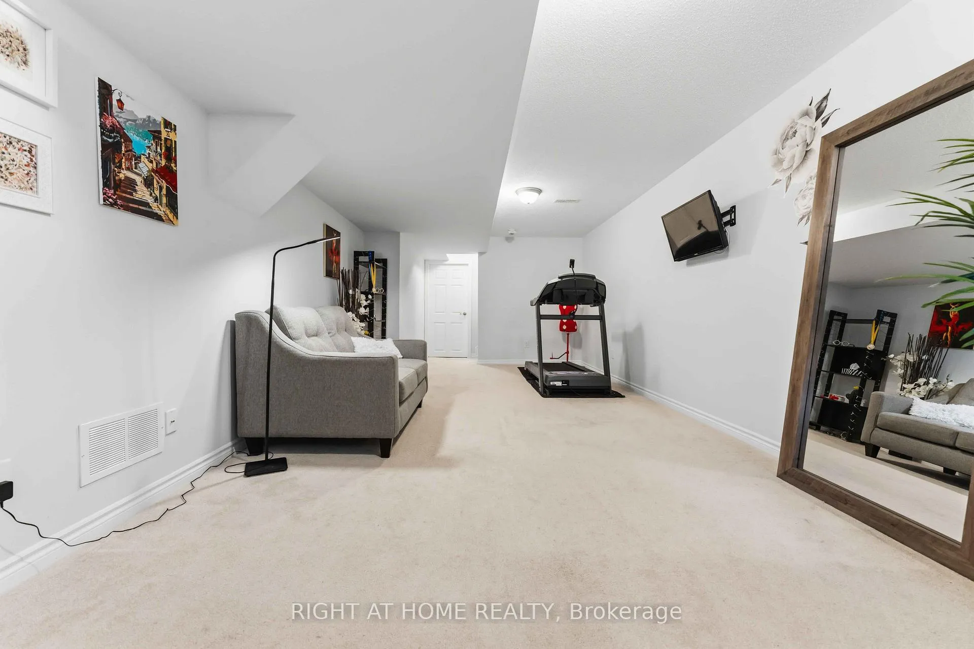 Photo 30 of 508 Roundleaf Way, Ottawa, Kanata - Emerald Meadows/Trailwest — HOMEH