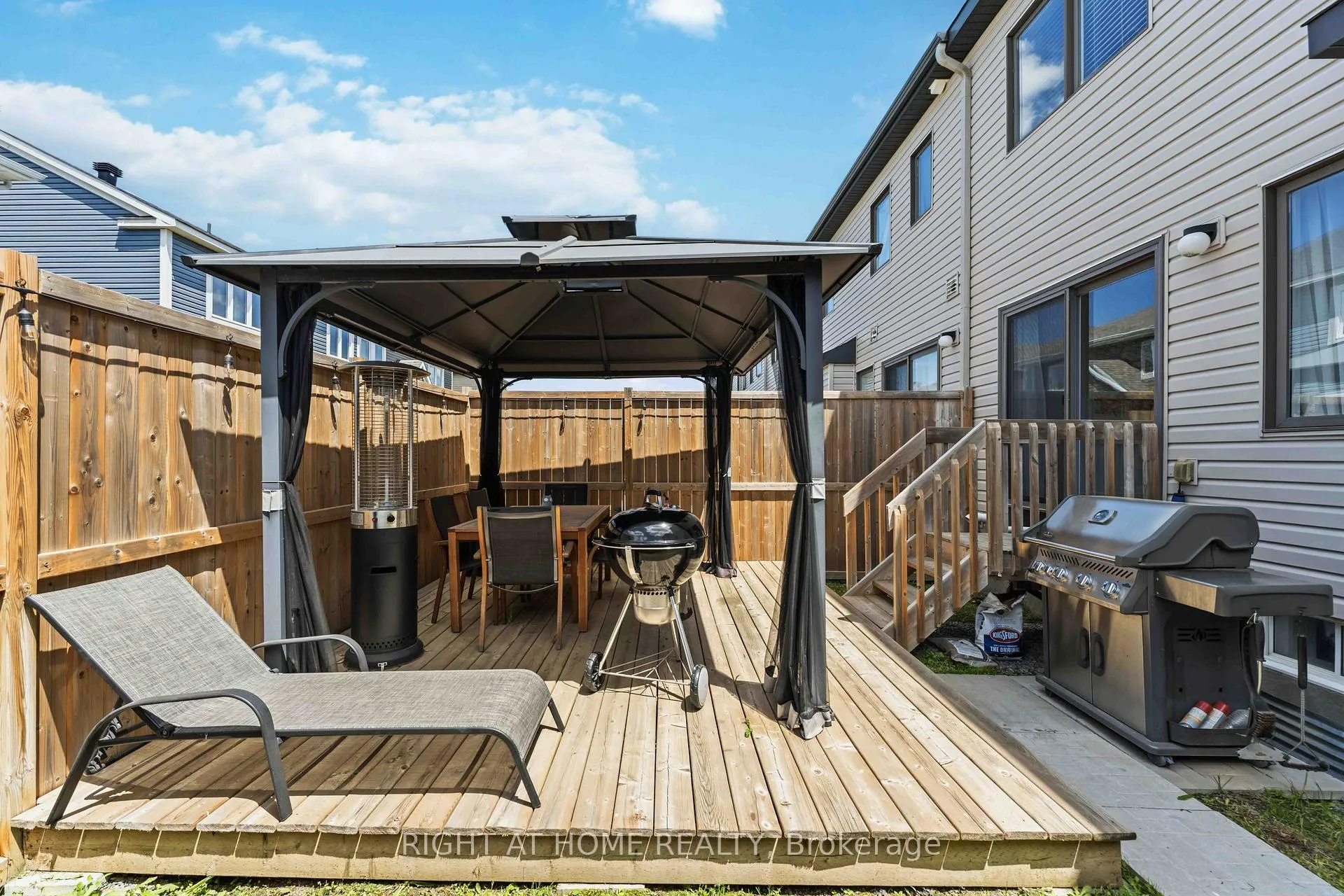 Photo 32 of 508 Roundleaf Way, Ottawa, Kanata - Emerald Meadows/Trailwest — HOMEH