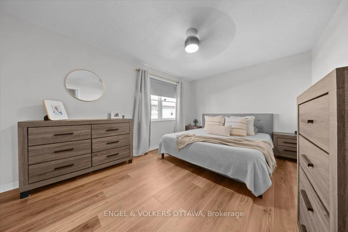 Photo 21 of 241 Monterey Drive, Ottawa, Leslie Park — HOMEH