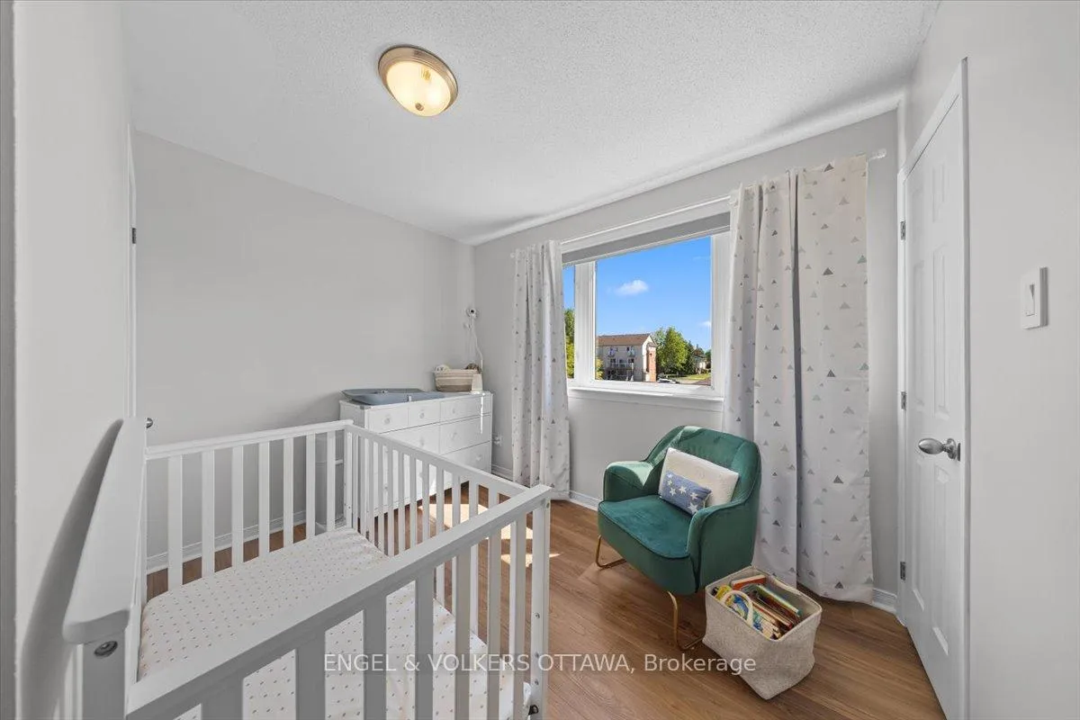 Photo 24 of 241 Monterey Drive, Ottawa, Leslie Park — HOMEH