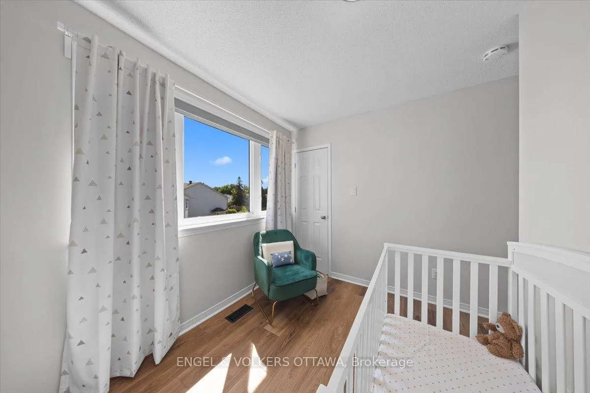 Photo 26 of 241 Monterey Drive, Ottawa, Leslie Park — HOMEH