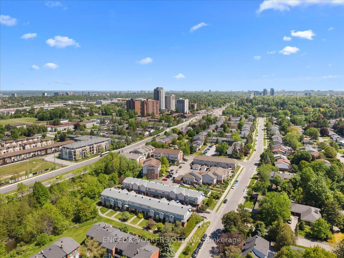 Photo 41 of 241 Monterey Drive, Ottawa, Leslie Park — HOMEH