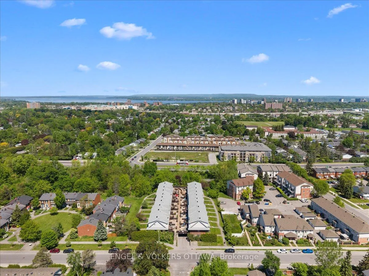 Photo 42 of 241 Monterey Drive, Ottawa, Leslie Park — HOMEH