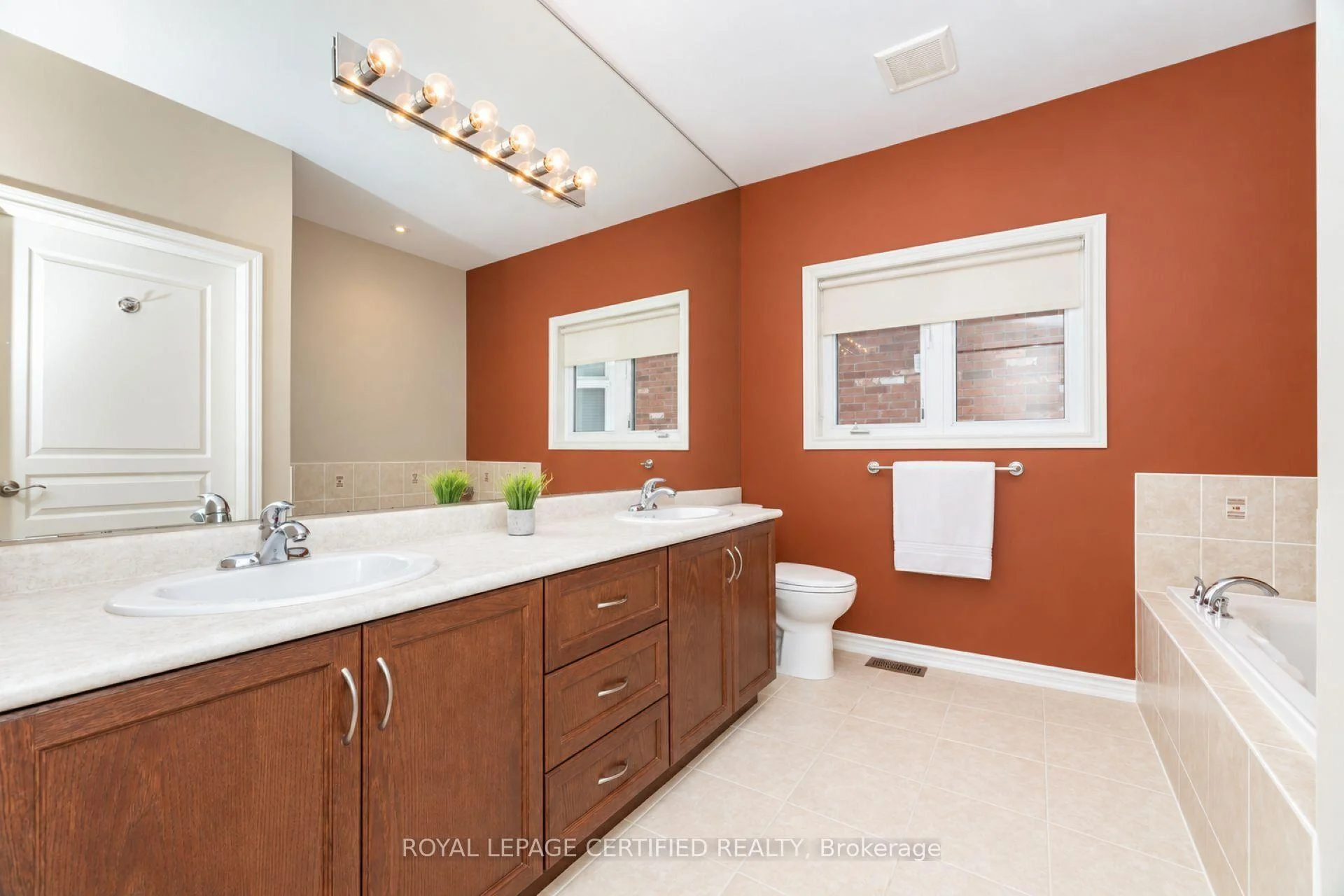 Photo 43 of Unit 158, 200 Kingfisher Drive, Mono, Rural Mono — HOMEH