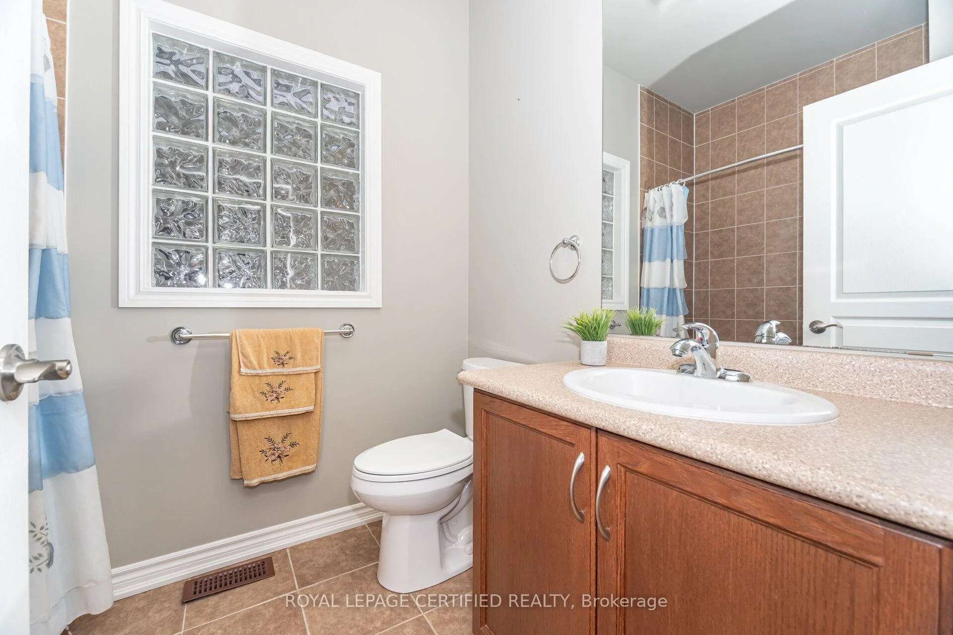 Photo 52 of Unit 158, 200 Kingfisher Drive, Mono, Rural Mono — HOMEH