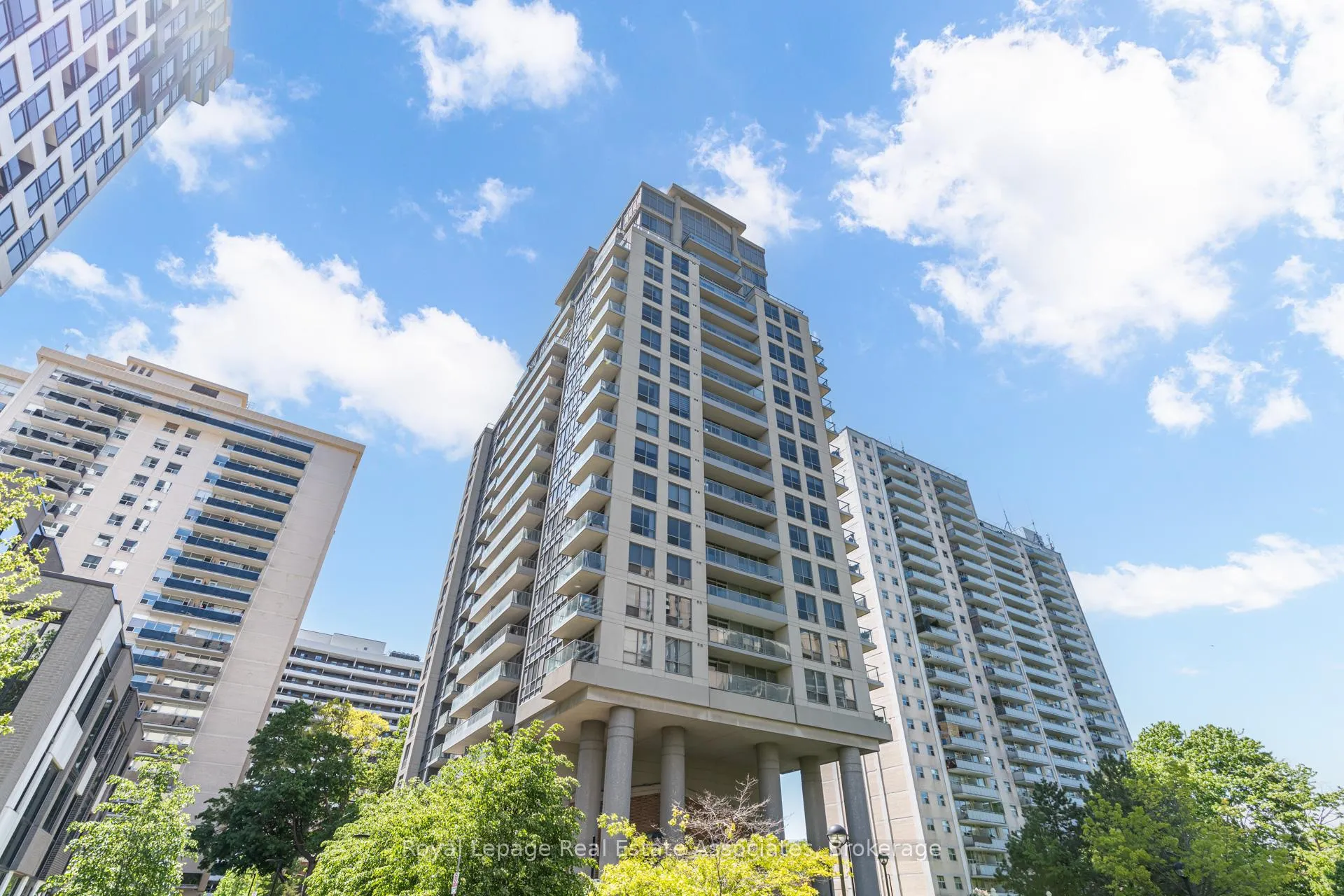 Photo 1 of Unit 705, 70 High Park Avenue, Toronto, High Park North — HOMEH