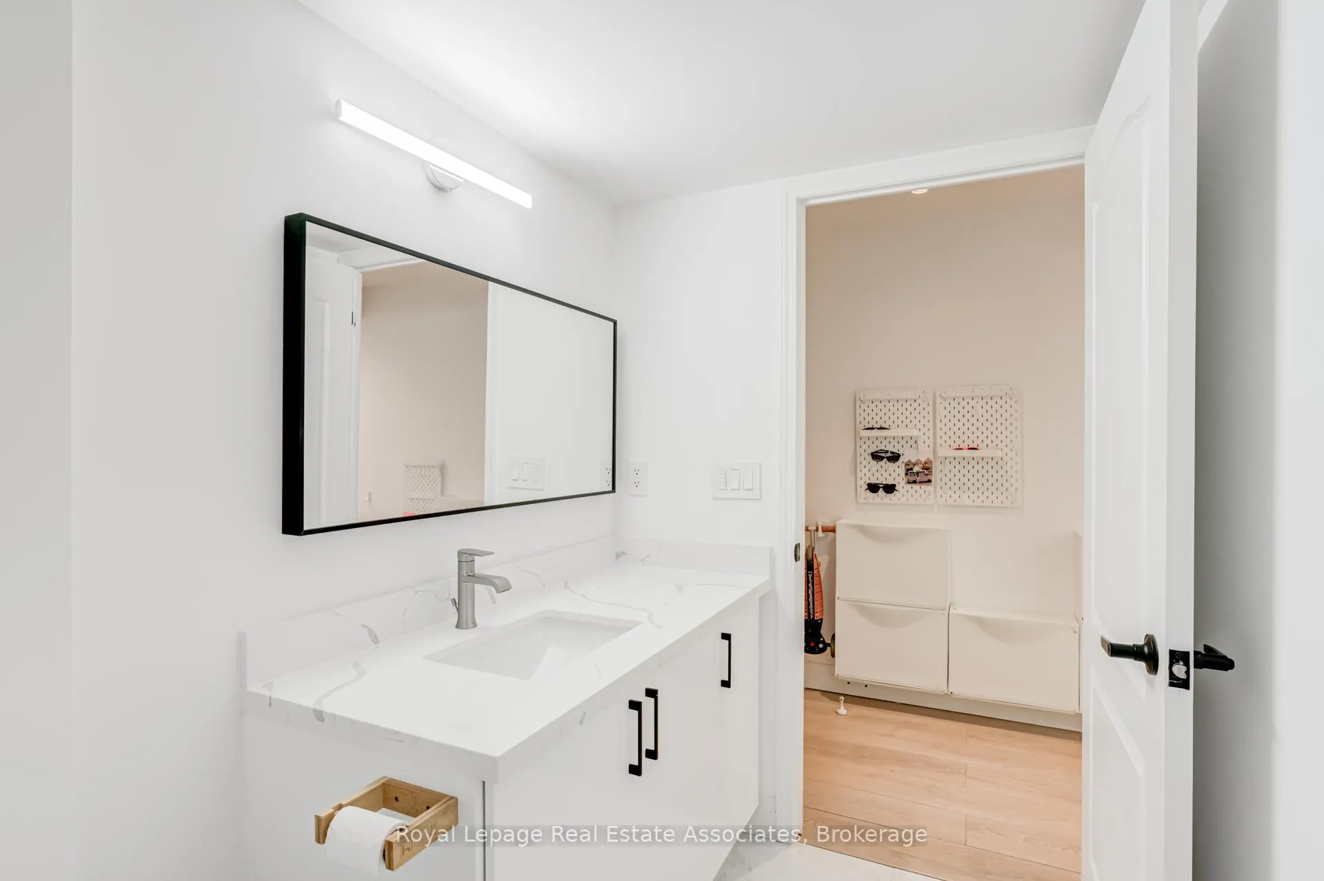 Photo 30 of Unit 705, 70 High Park Avenue, Toronto, High Park North — HOMEH