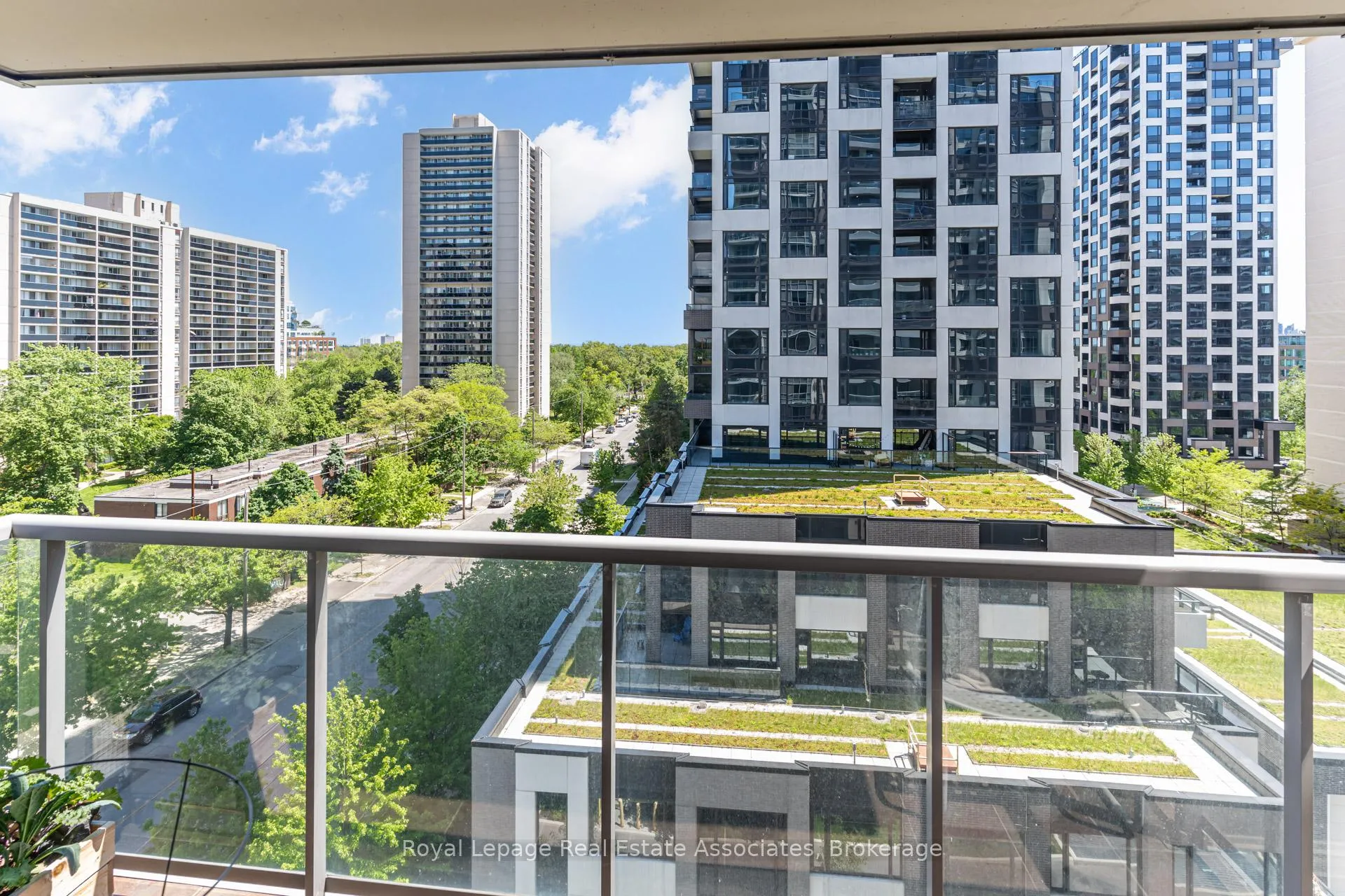 Photo 33 of Unit 705, 70 High Park Avenue, Toronto, High Park North — HOMEH