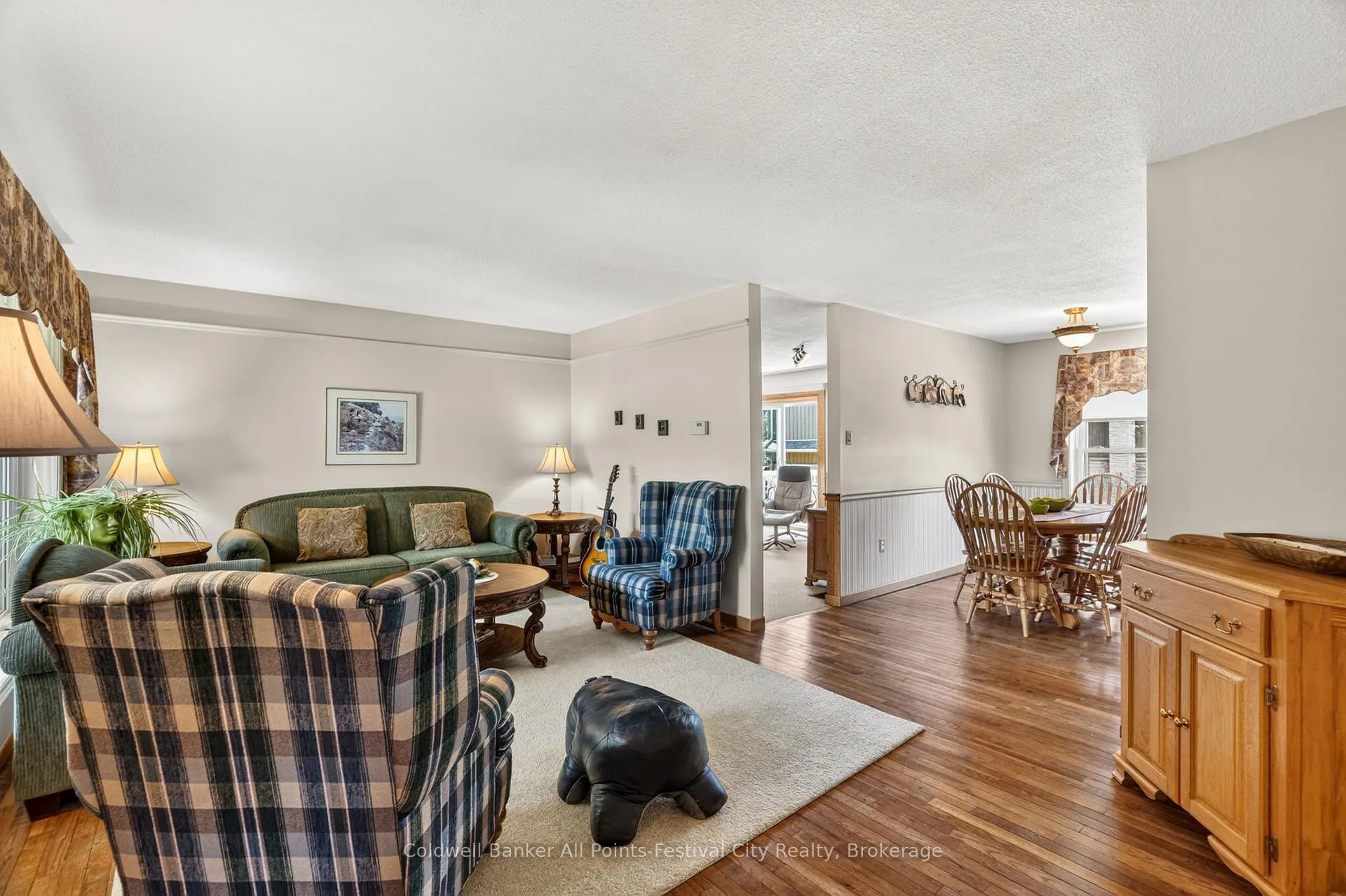 Photo 19 of 30 Mohawk Crescent, Central Huron, Clinton — HOMEH