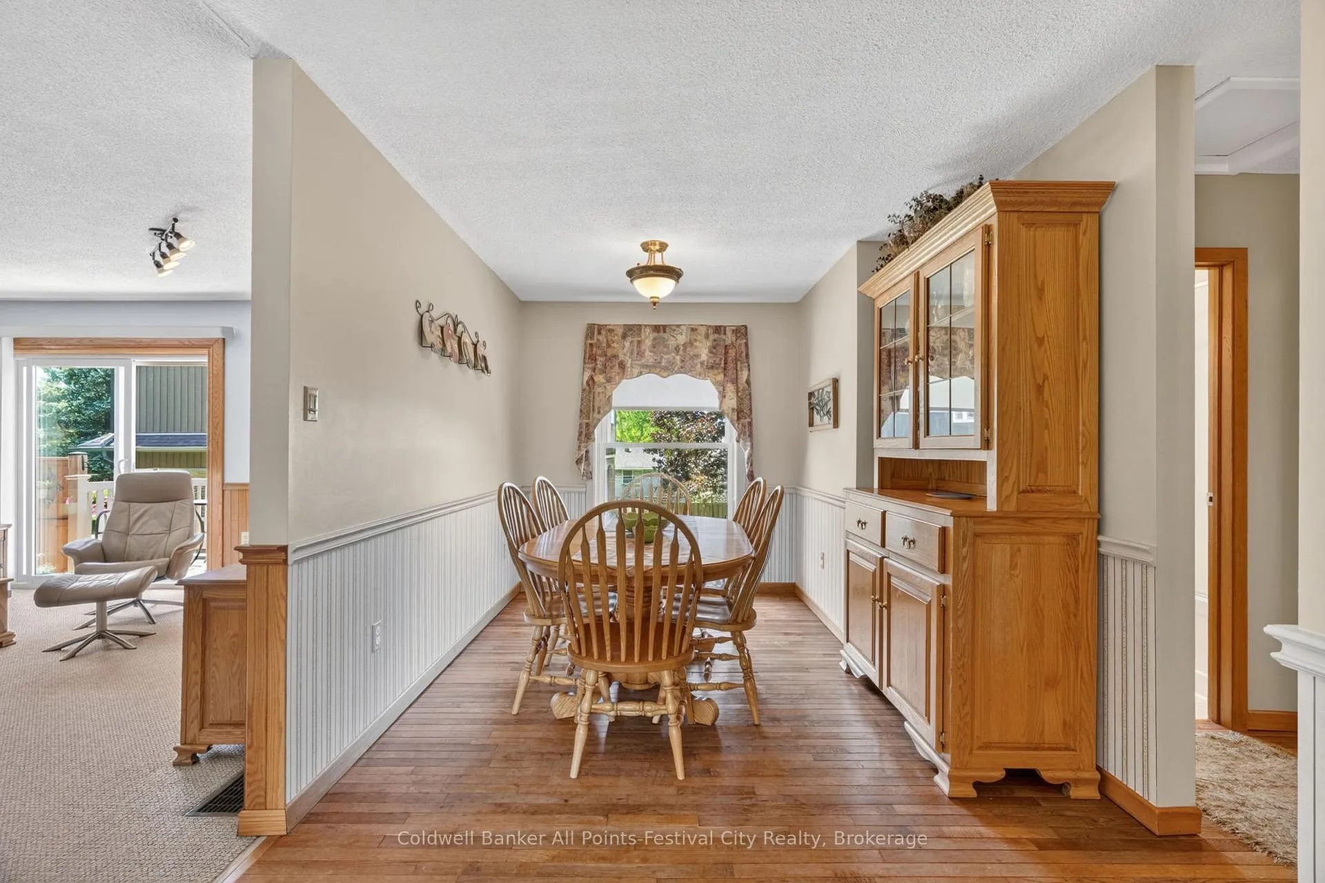 Photo 20 of 30 Mohawk Crescent, Central Huron, Clinton — HOMEH