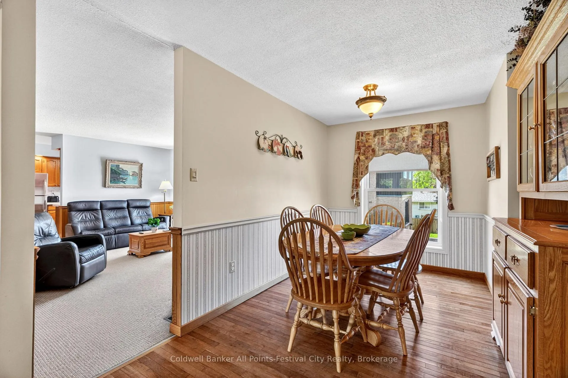 Photo 21 of 30 Mohawk Crescent, Central Huron, Clinton — HOMEH
