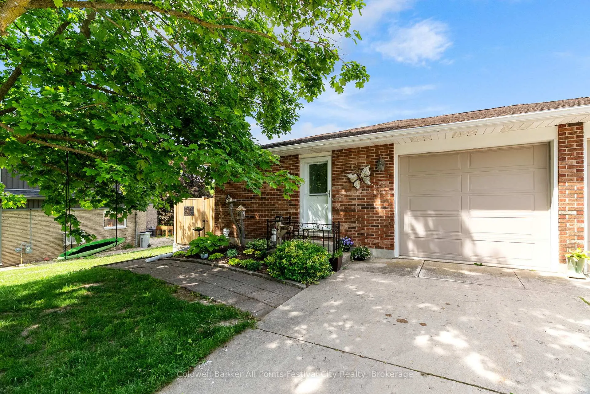 Photo 40 of 30 Mohawk Crescent, Central Huron, Clinton — HOMEH