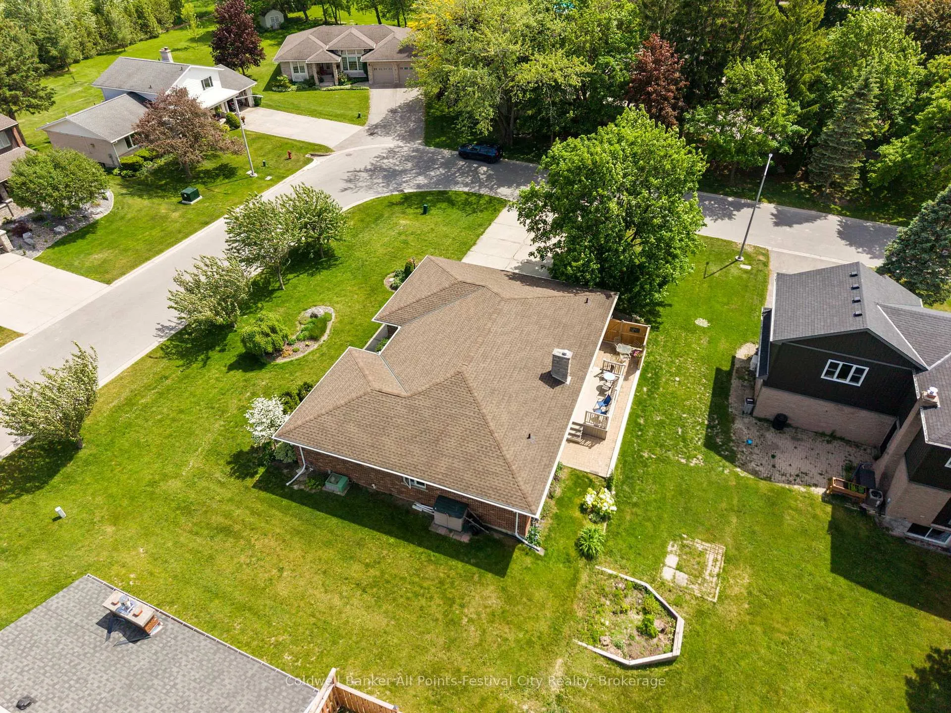 Photo 42 of 30 Mohawk Crescent, Central Huron, Clinton — HOMEH