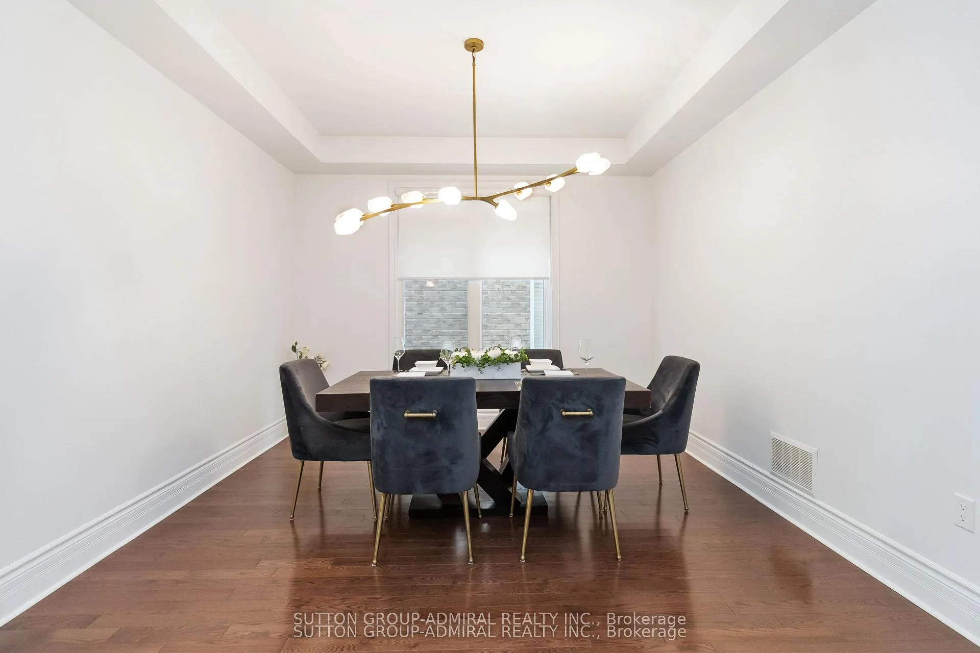 Photo 5 of 3301 Skipton Lane, Oakville, Bronte Creek — HOMEH