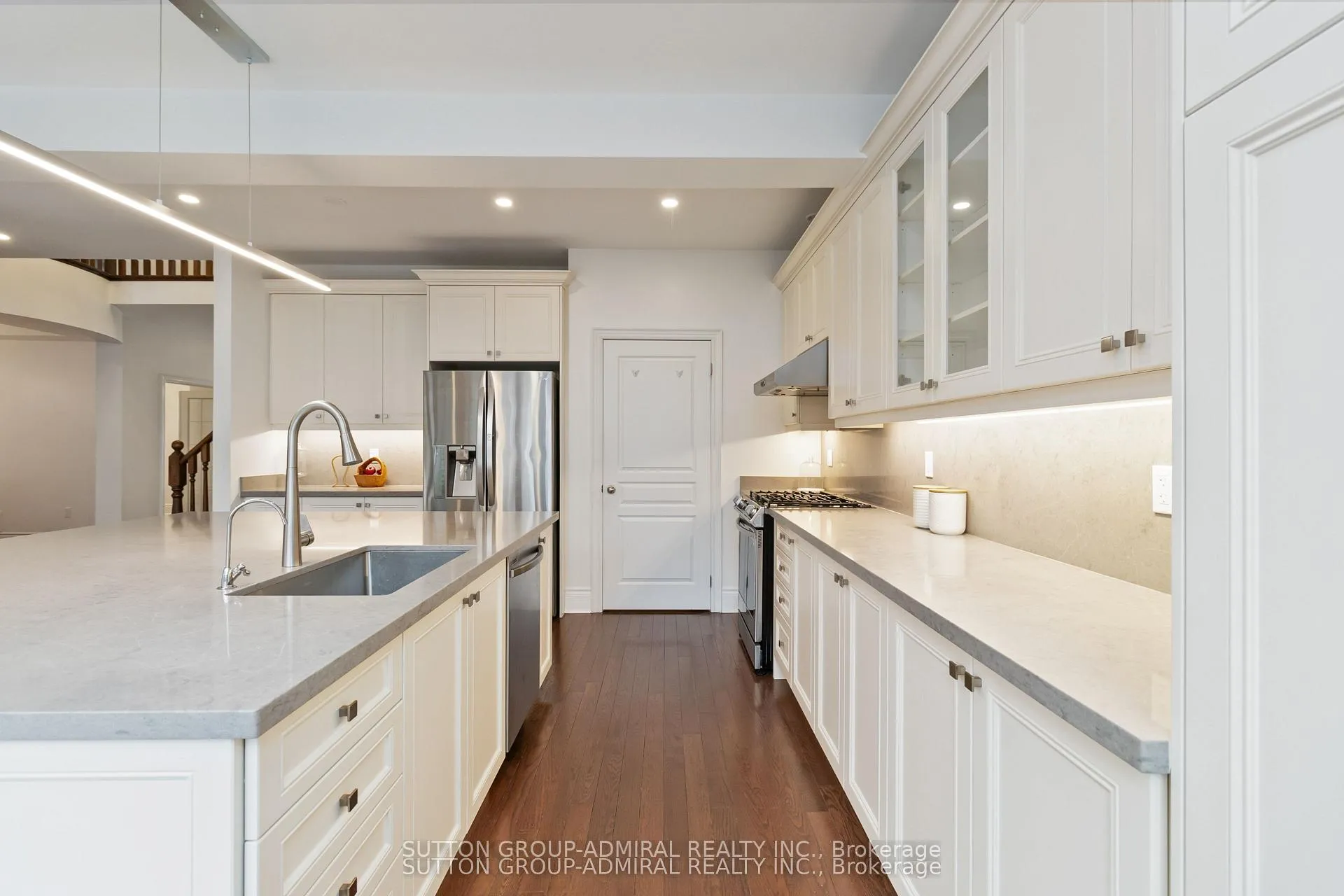 Photo 9 of 3301 Skipton Lane, Oakville, Bronte Creek — HOMEH