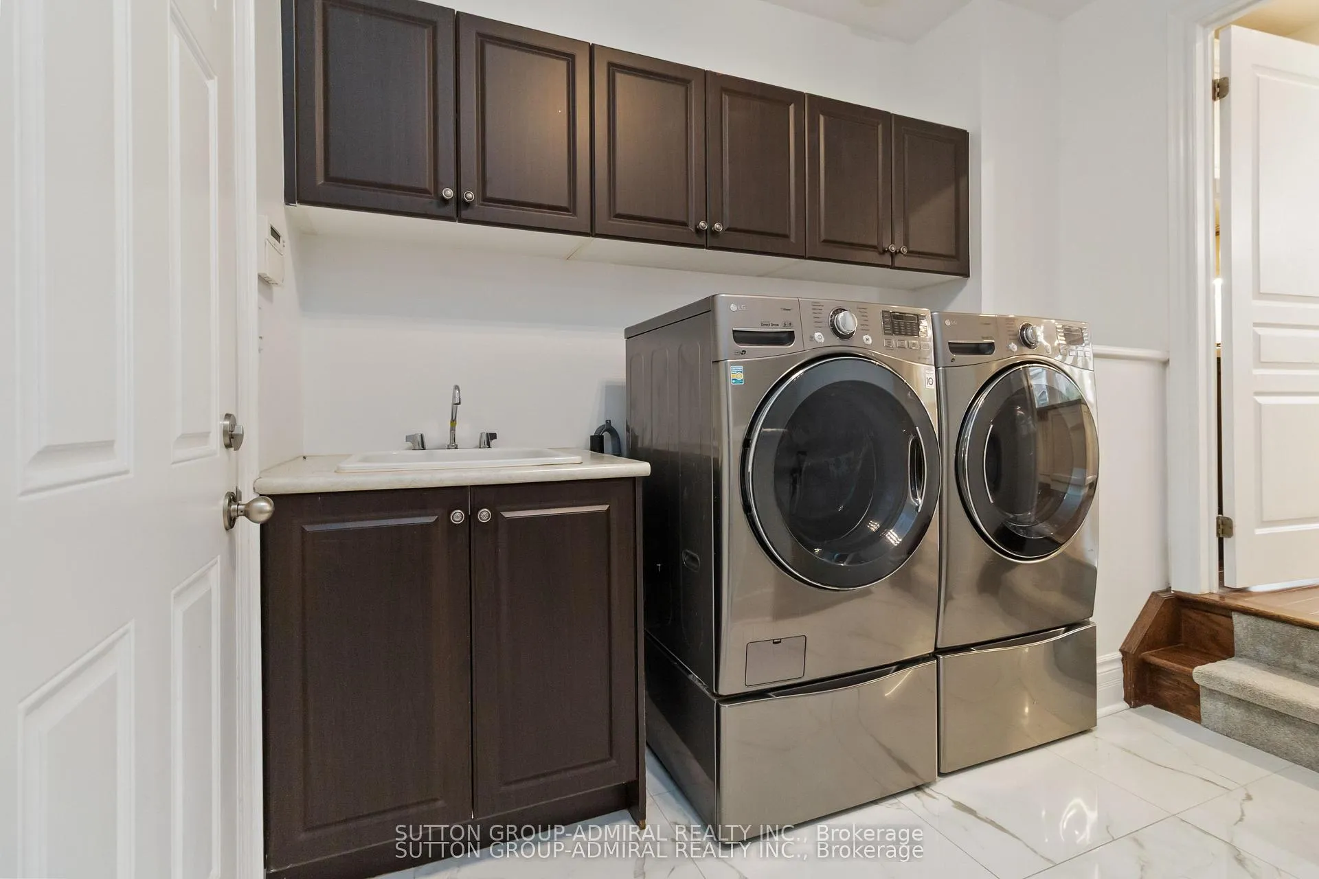 Photo 18 of 3301 Skipton Lane, Oakville, Bronte Creek — HOMEH