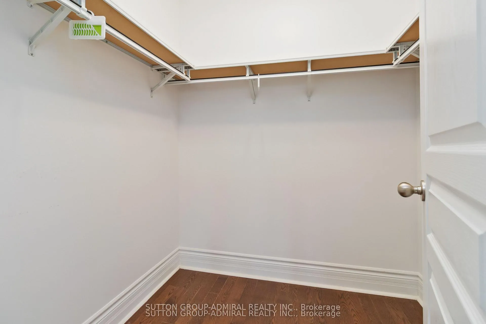 Photo 32 of 3301 Skipton Lane, Oakville, Bronte Creek — HOMEH