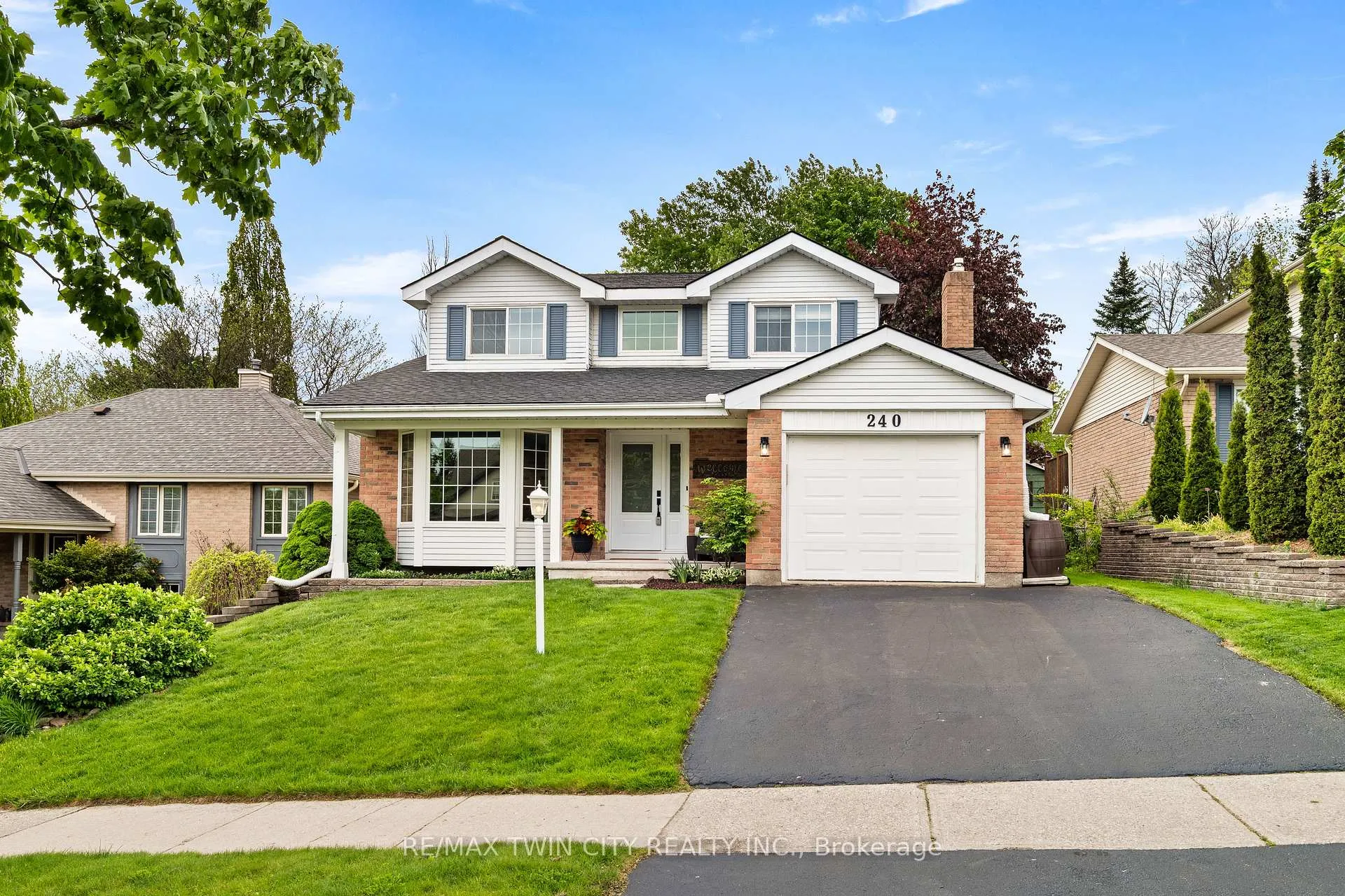 Photo 1 of 240 Grand River Boulevard, Kitchener, Centreville Chicopee — HOMEH