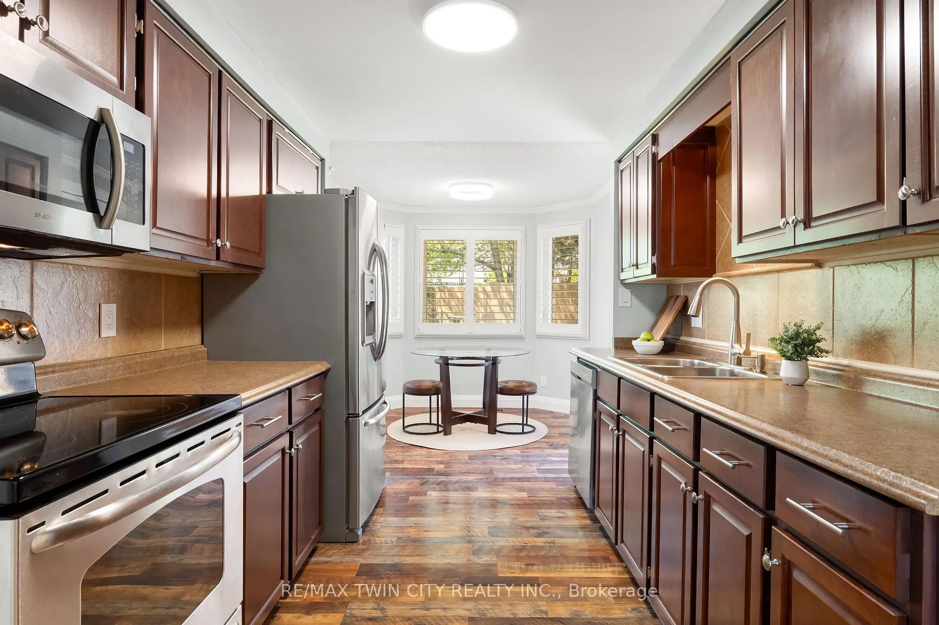 Photo 12 of 240 Grand River Boulevard, Kitchener, Centreville Chicopee — HOMEH