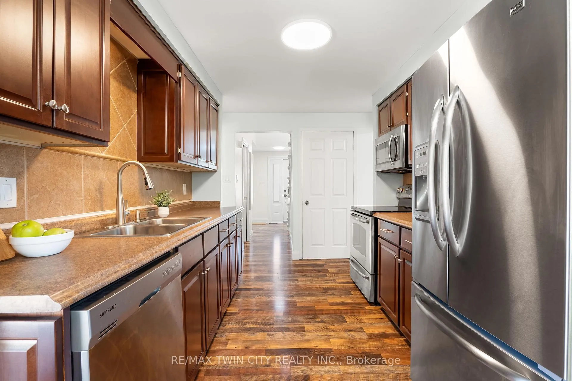 Photo 18 of 240 Grand River Boulevard, Kitchener, Centreville Chicopee — HOMEH