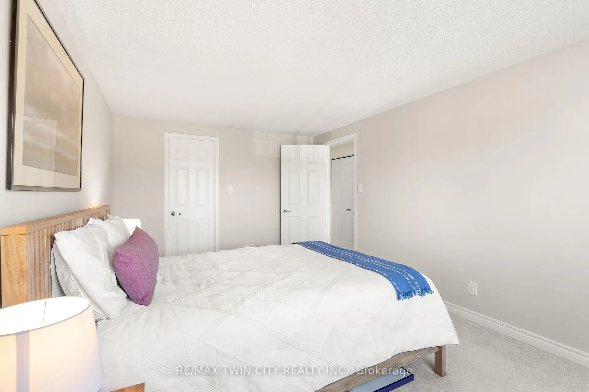 Photo 30 of 240 Grand River Boulevard, Kitchener, Centreville Chicopee — HOMEH