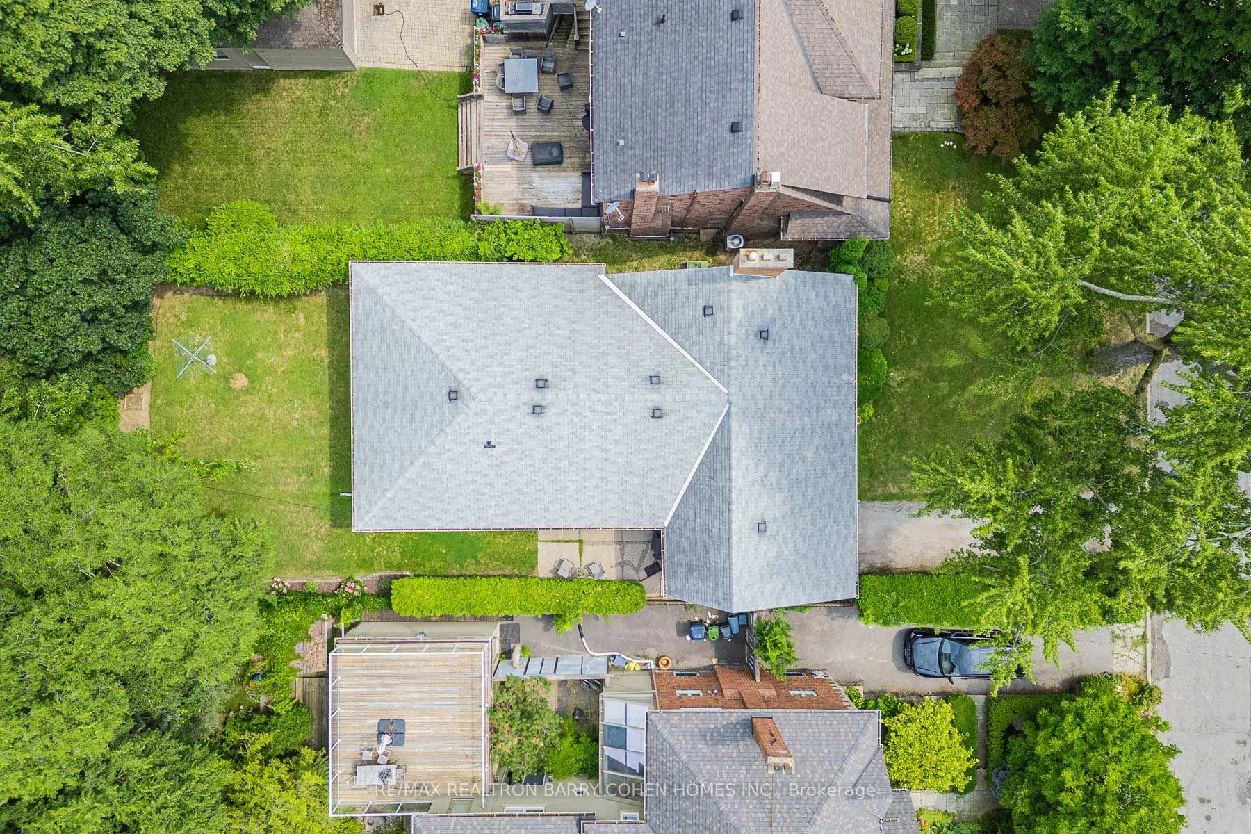 Photo 26 of 200 Cortleigh Boulevard, Toronto, Lawrence Park South — HOMEH