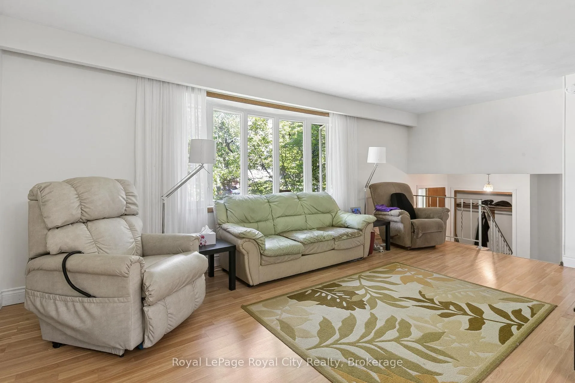 Photo 7 of 55 Lonsdale Drive, Guelph, Riverside Park — HOMEH