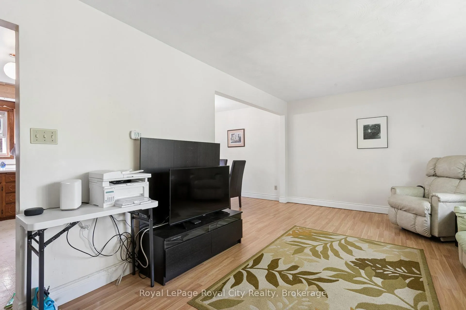Photo 8 of 55 Lonsdale Drive, Guelph, Riverside Park — HOMEH