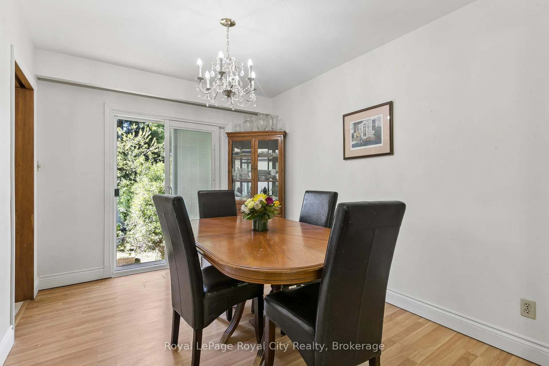 Photo 9 of 55 Lonsdale Drive, Guelph, Riverside Park — HOMEH