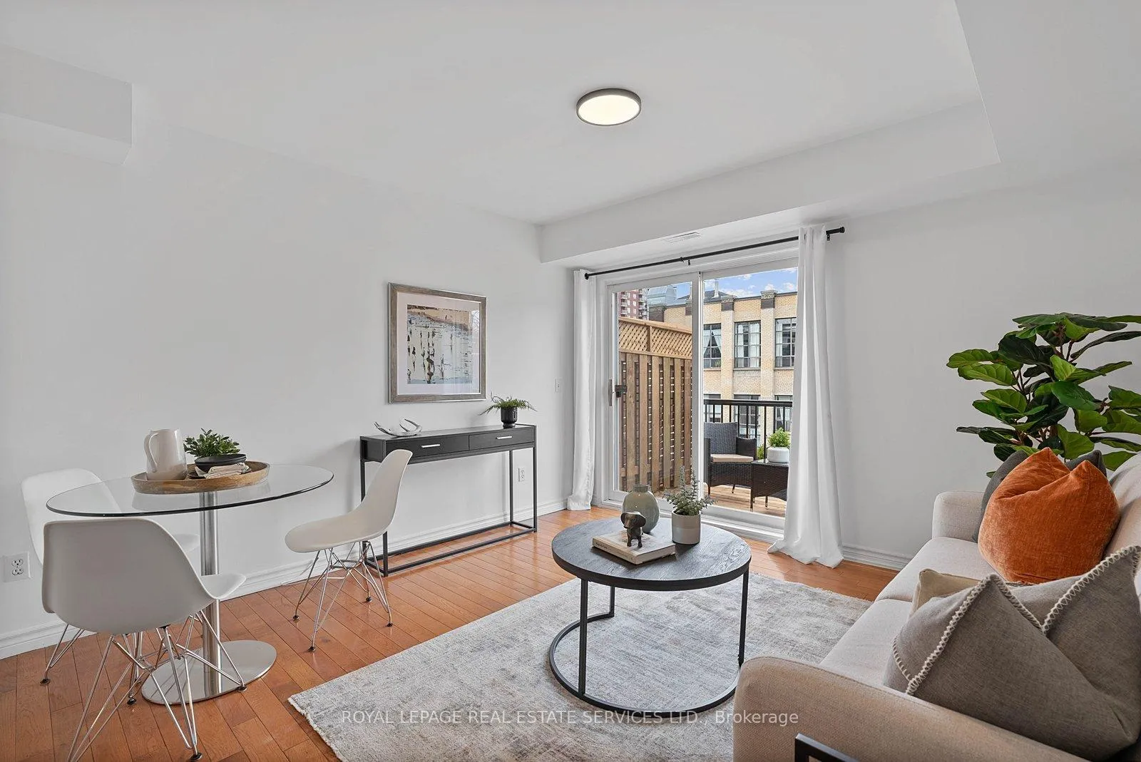 Photo 9 of Unit 207, 262 St Helens Avenue, Toronto, Dufferin Grove — HOMEH