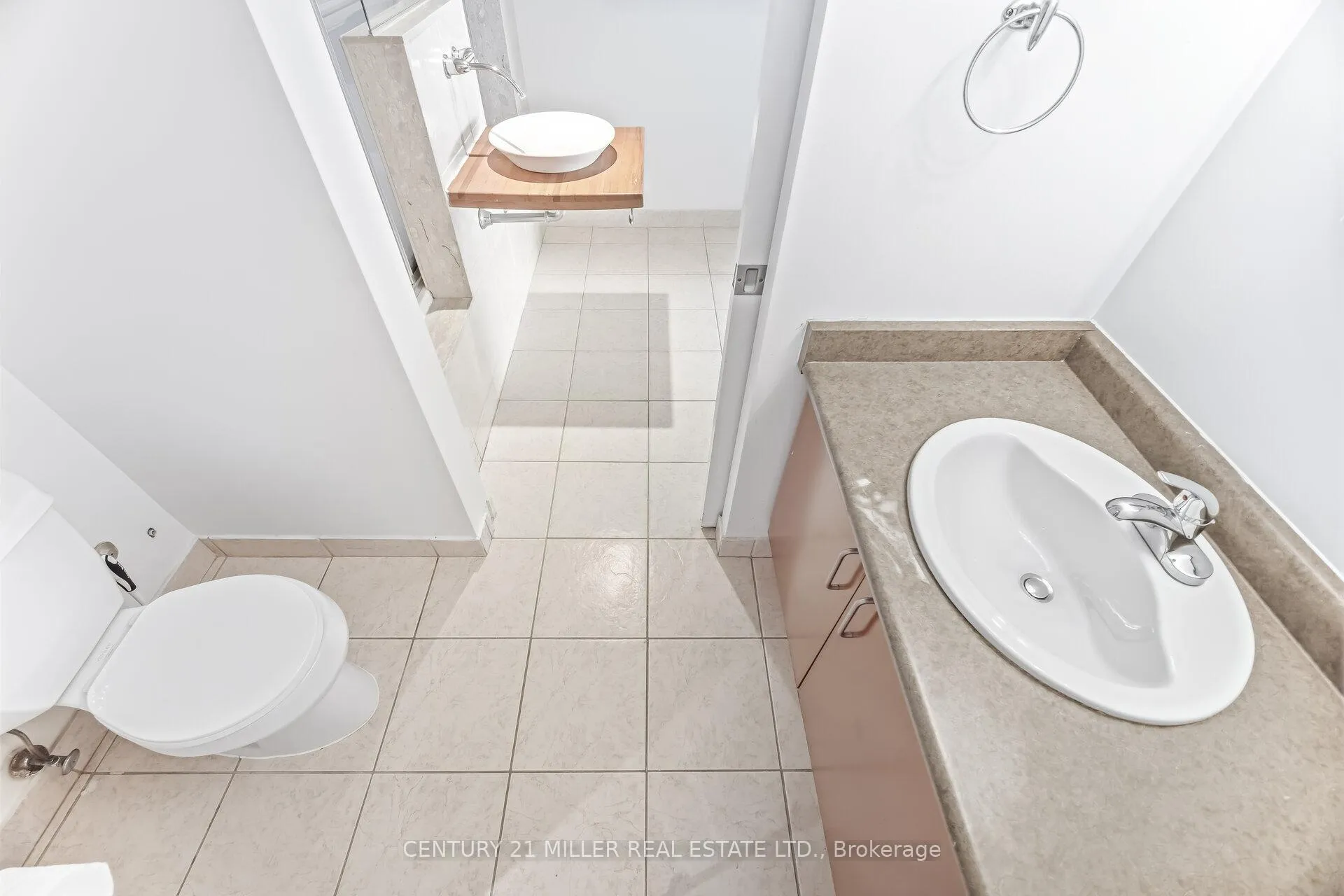 Photo 19 of Unit 318, 550 Queens Quay W, Toronto, Waterfront Communities — HOMEH