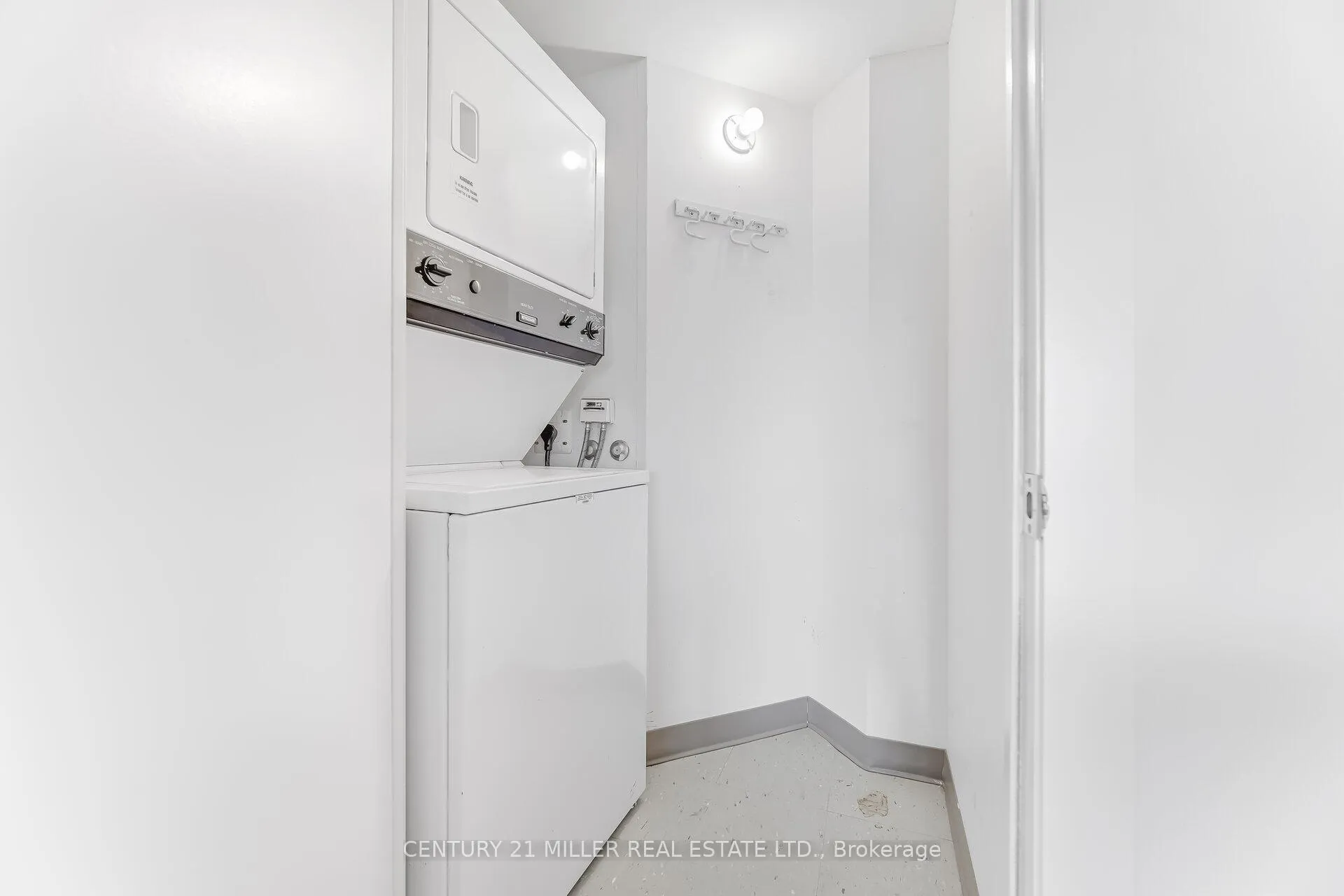 Photo 20 of Unit 318, 550 Queens Quay W, Toronto, Waterfront Communities — HOMEH
