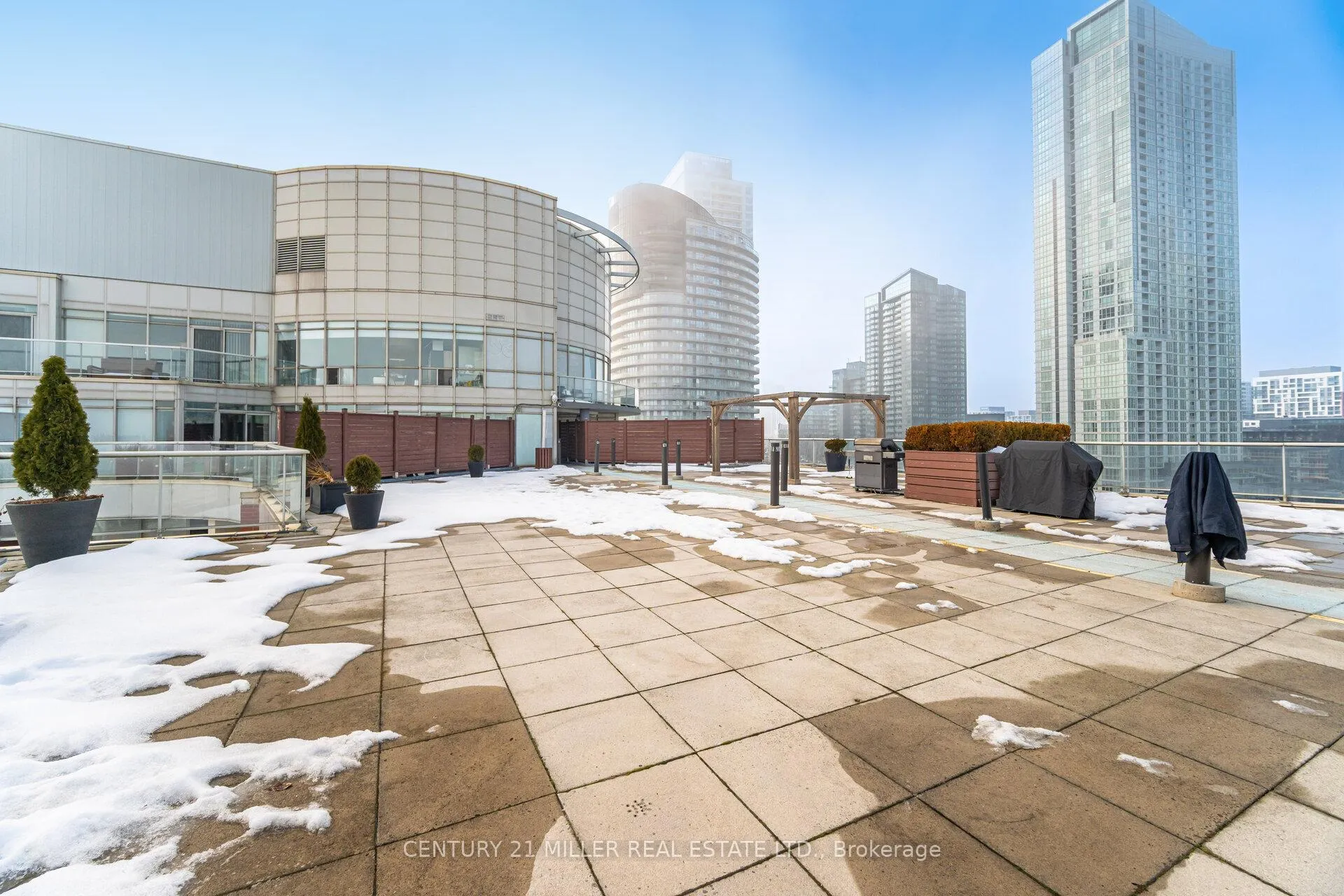 Photo 33 of Unit 318, 550 Queens Quay W, Toronto, Waterfront Communities — HOMEH